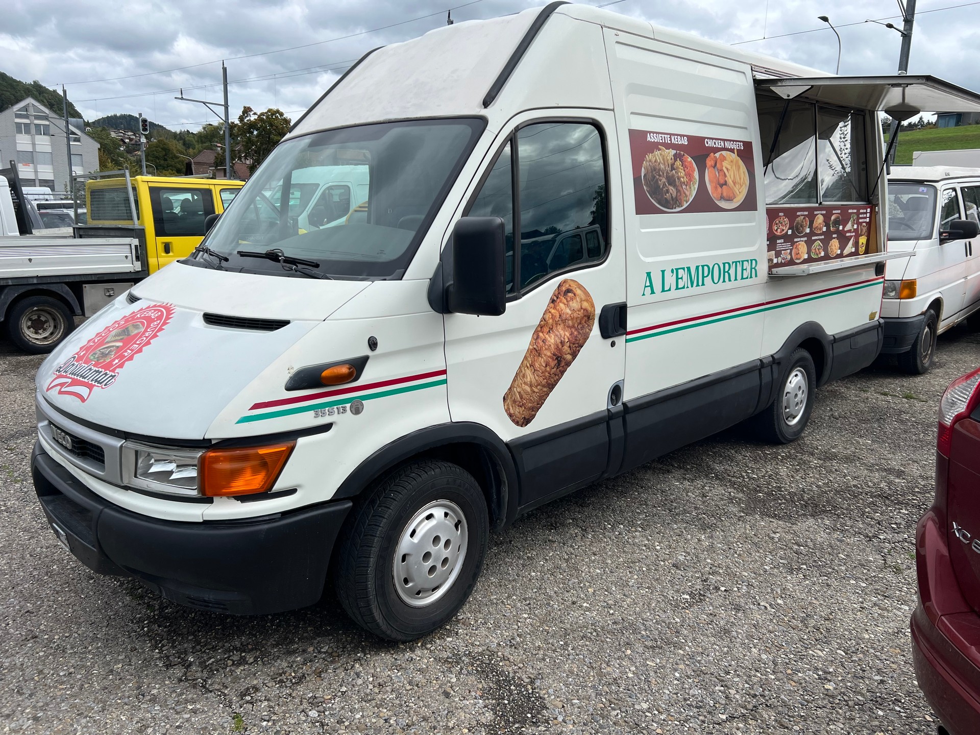 IVECO foodtruck-image-0