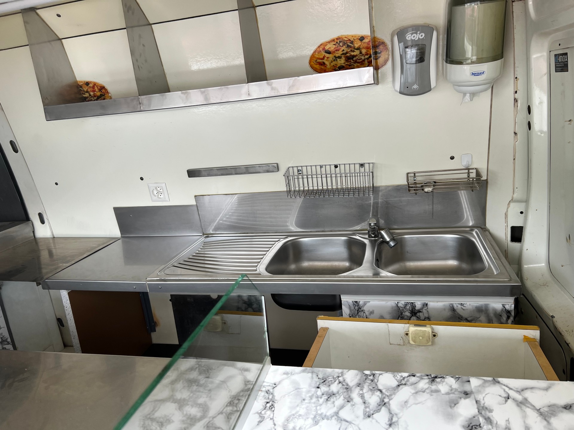 IVECO foodtruck-image-5