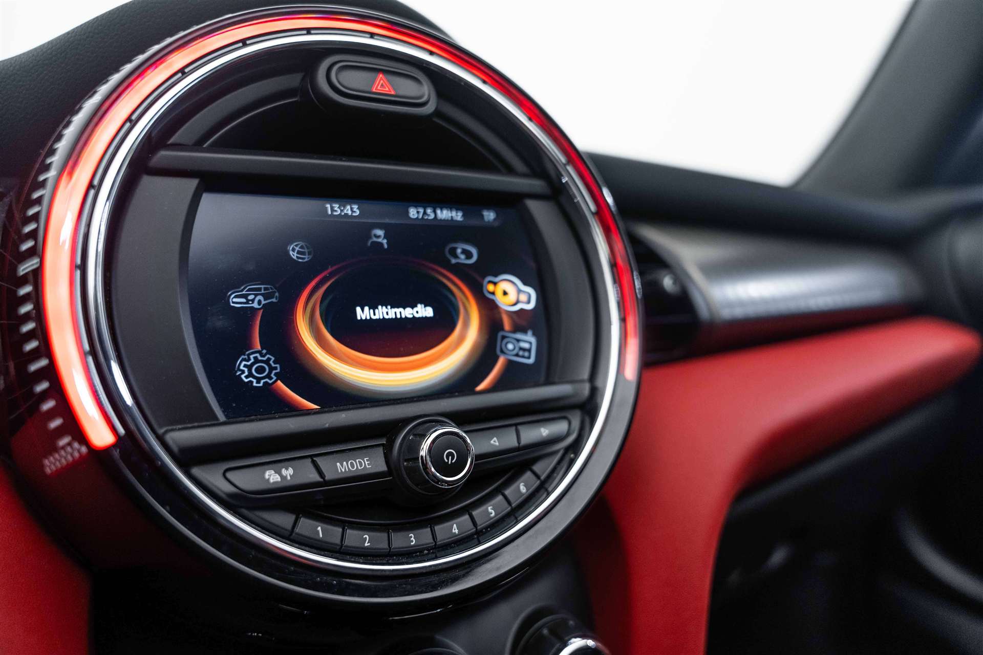 MINI Cooper John Cooper Works Cabriolet Steptronic-image-20