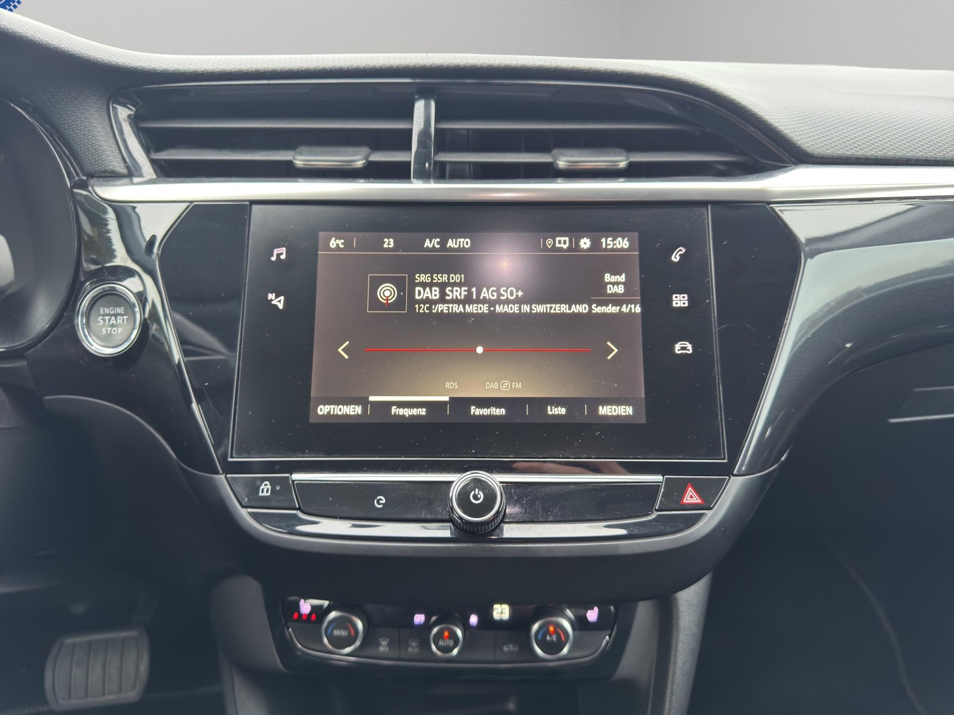 OPEL Corsa-e Elegance-image-7