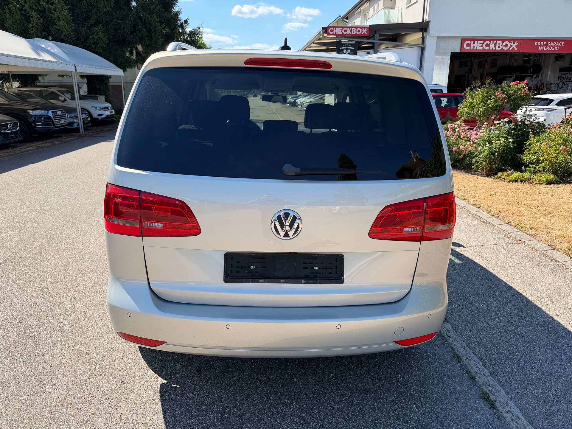 VW Touran 1.4 TSI Highline DSG-image-5