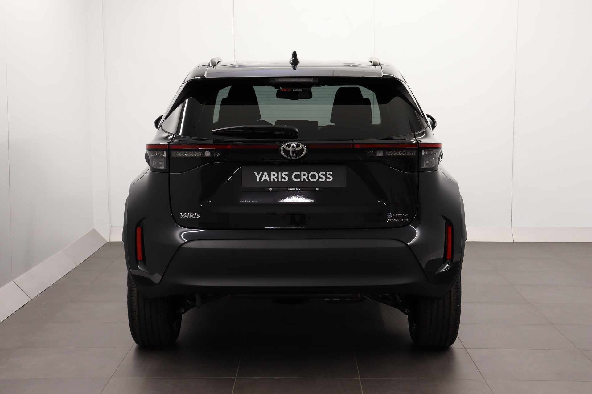 TOYOTA Yaris Cross 1.5 VVT-i HSD Trend AWD-i-image-4