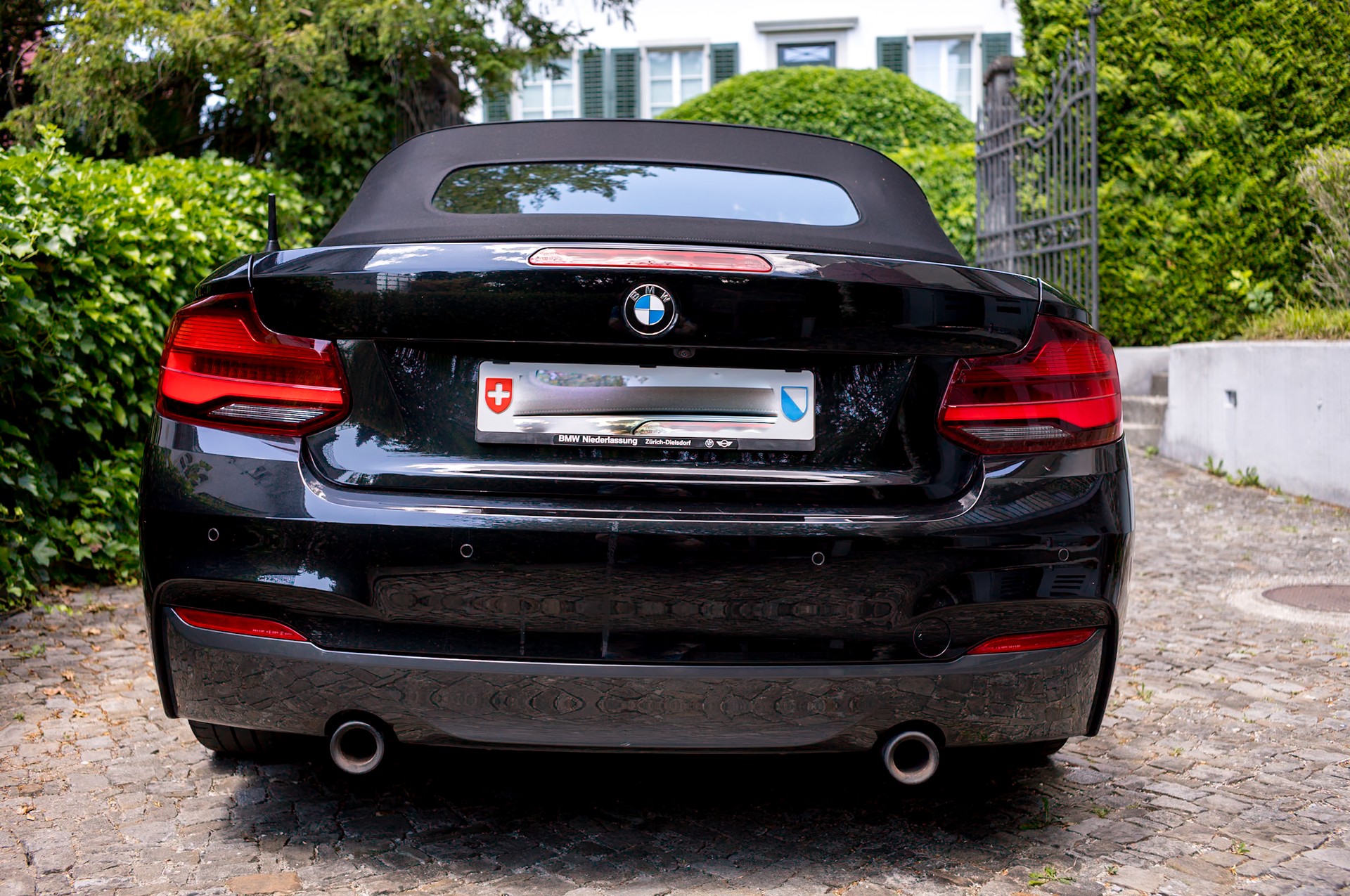 BMW M240i xDrive SAG, SH-gepflegt, 8-fach bereift-image-3