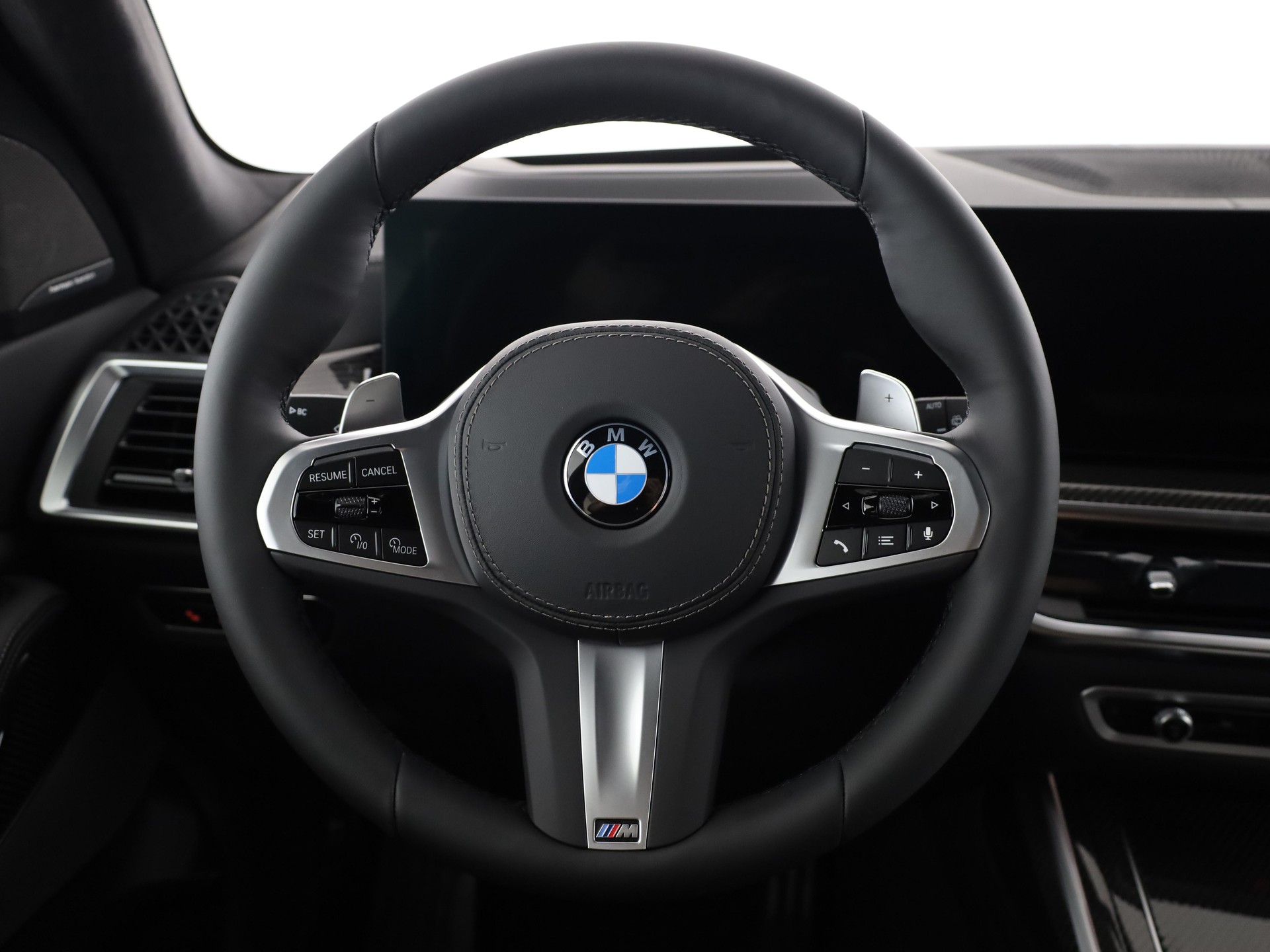BMW X7 40d xDrive SAG-image-18