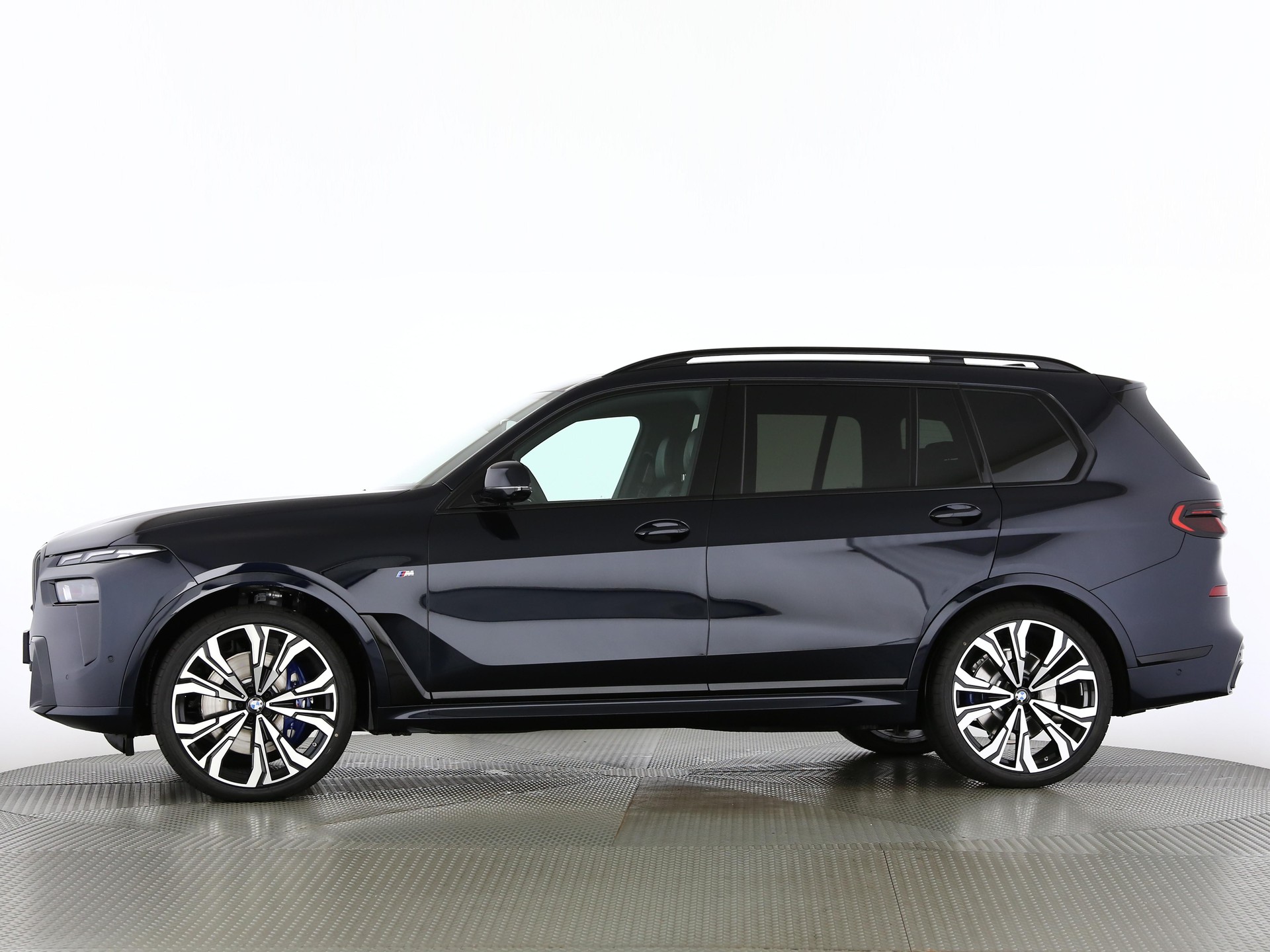 BMW X7 40d xDrive SAG-showroom-element-2