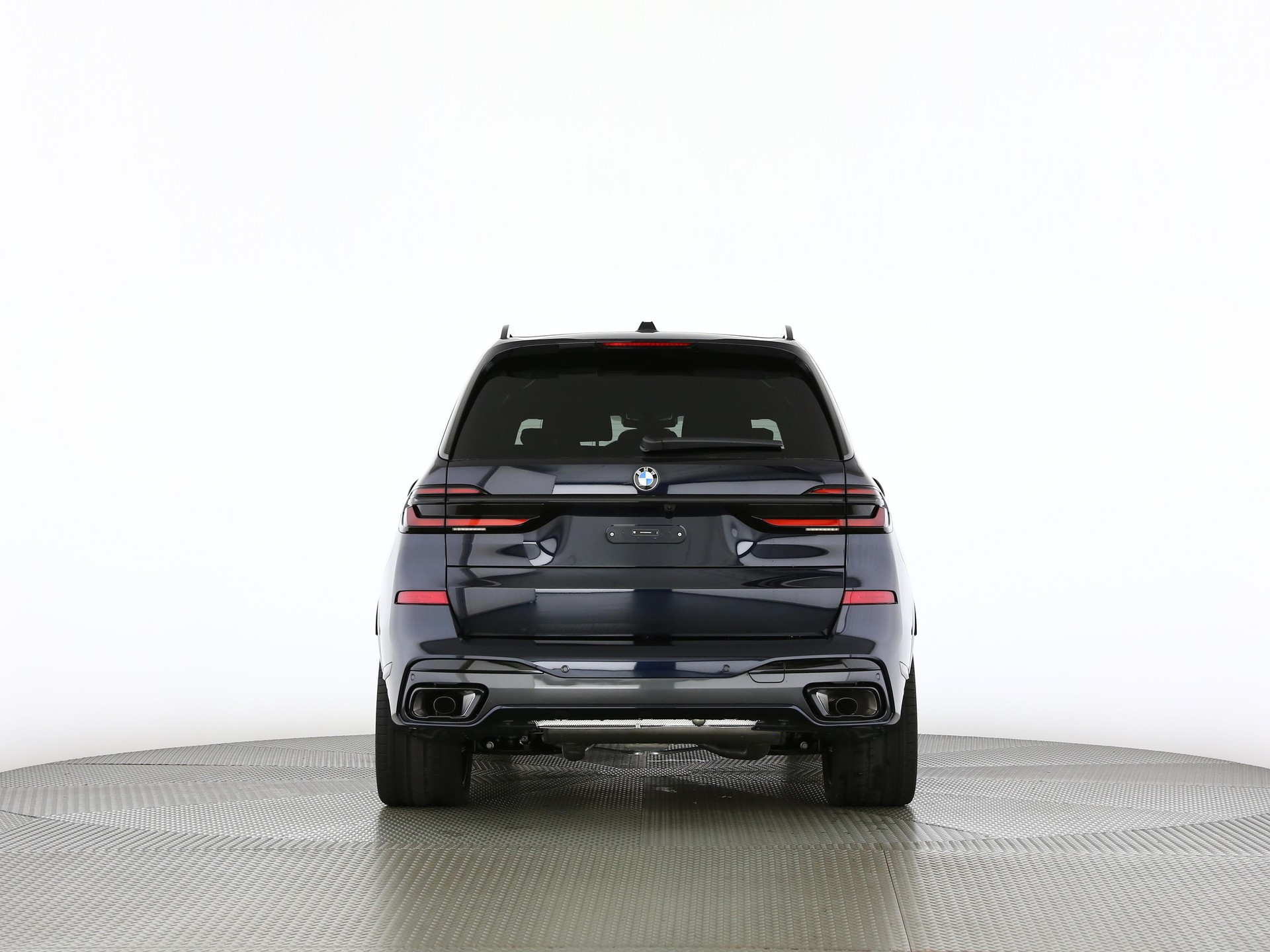 BMW X7 40d xDrive SAG-showroom-element-3