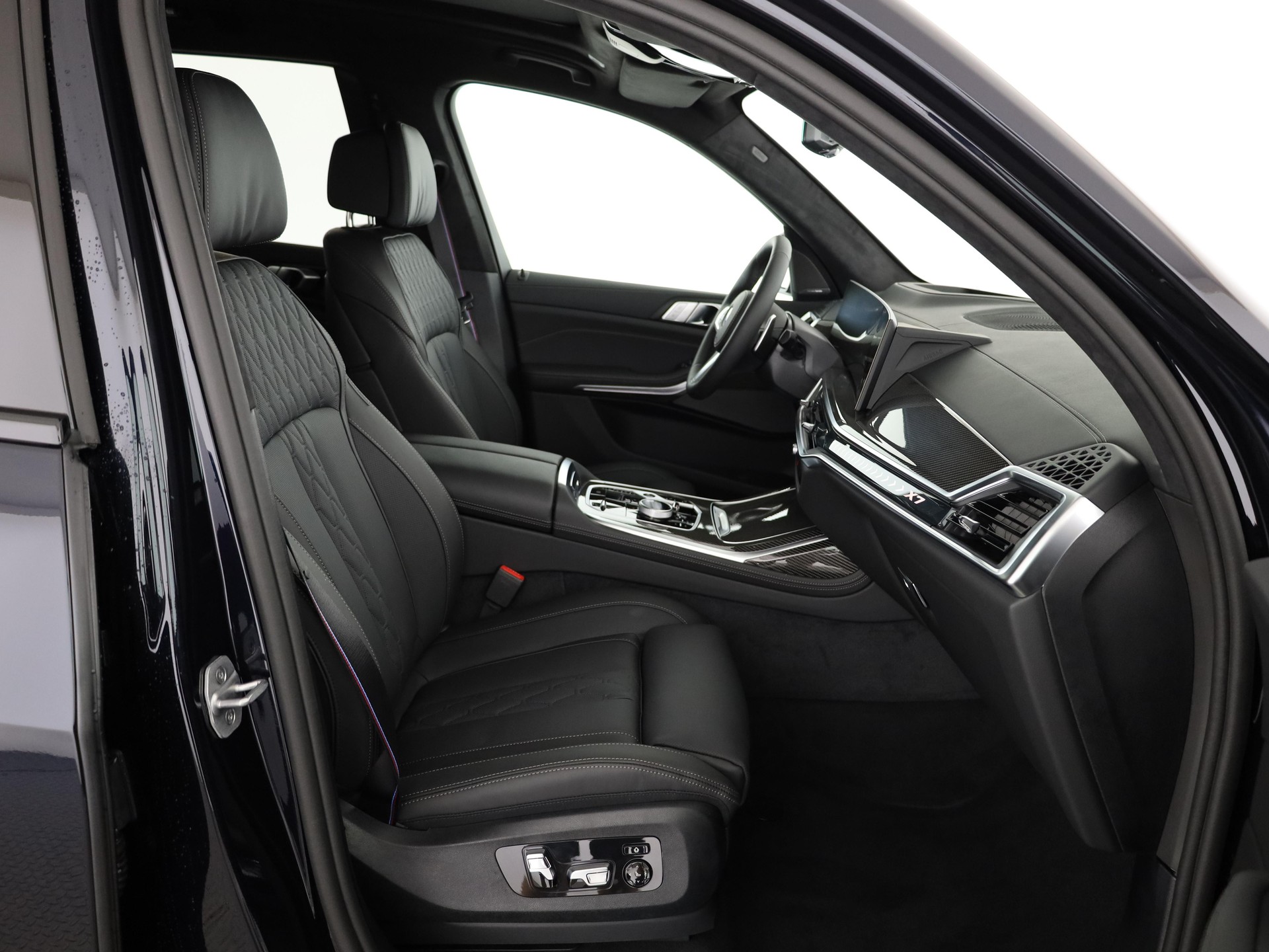 BMW X7 40d xDrive SAG-image-14
