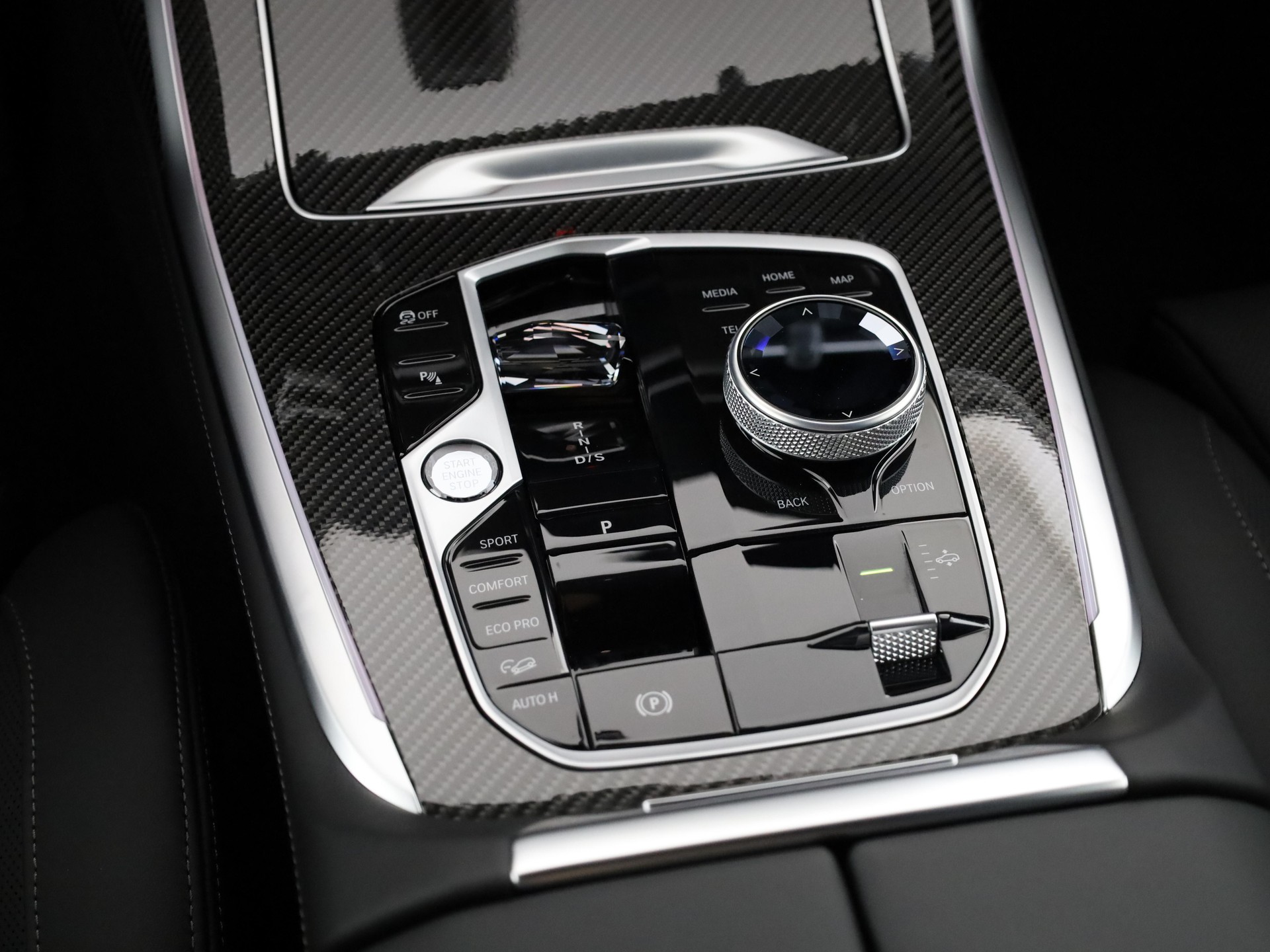 BMW X7 40d xDrive SAG-image-17