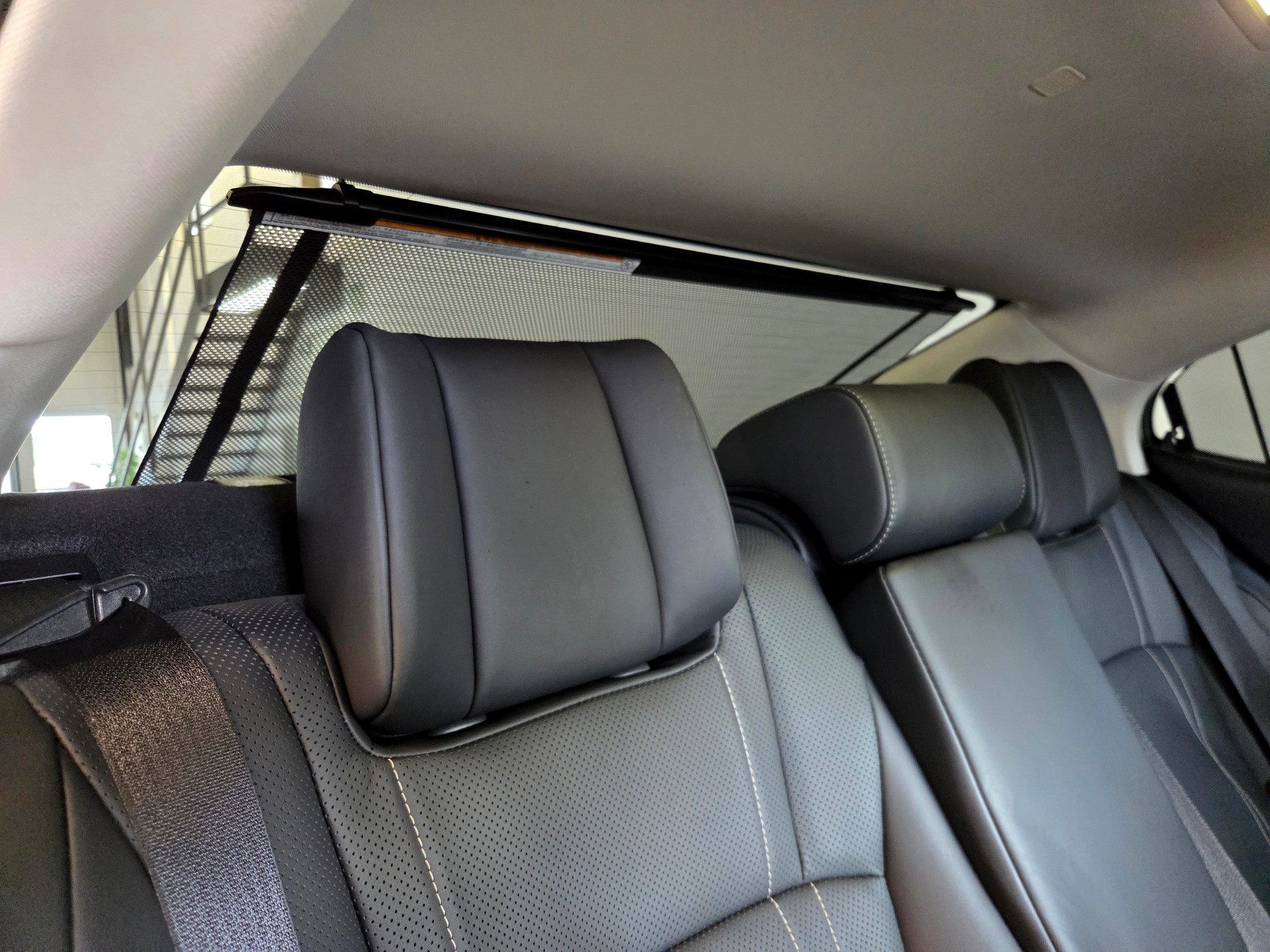LEXUS ES 300h Excellence-image-24