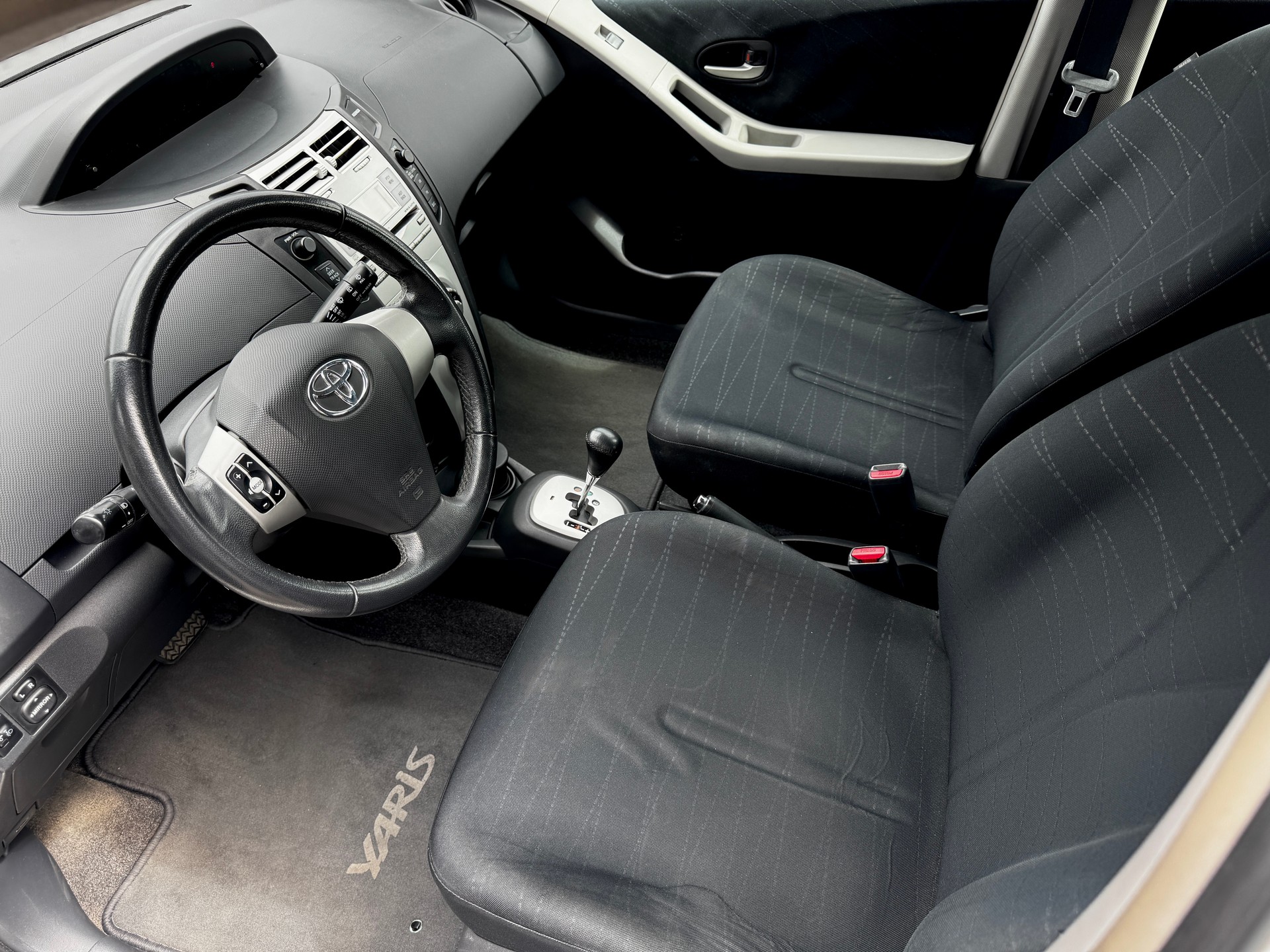 TOYOTA Yaris 1.4 D-4D City Multimode-image-7