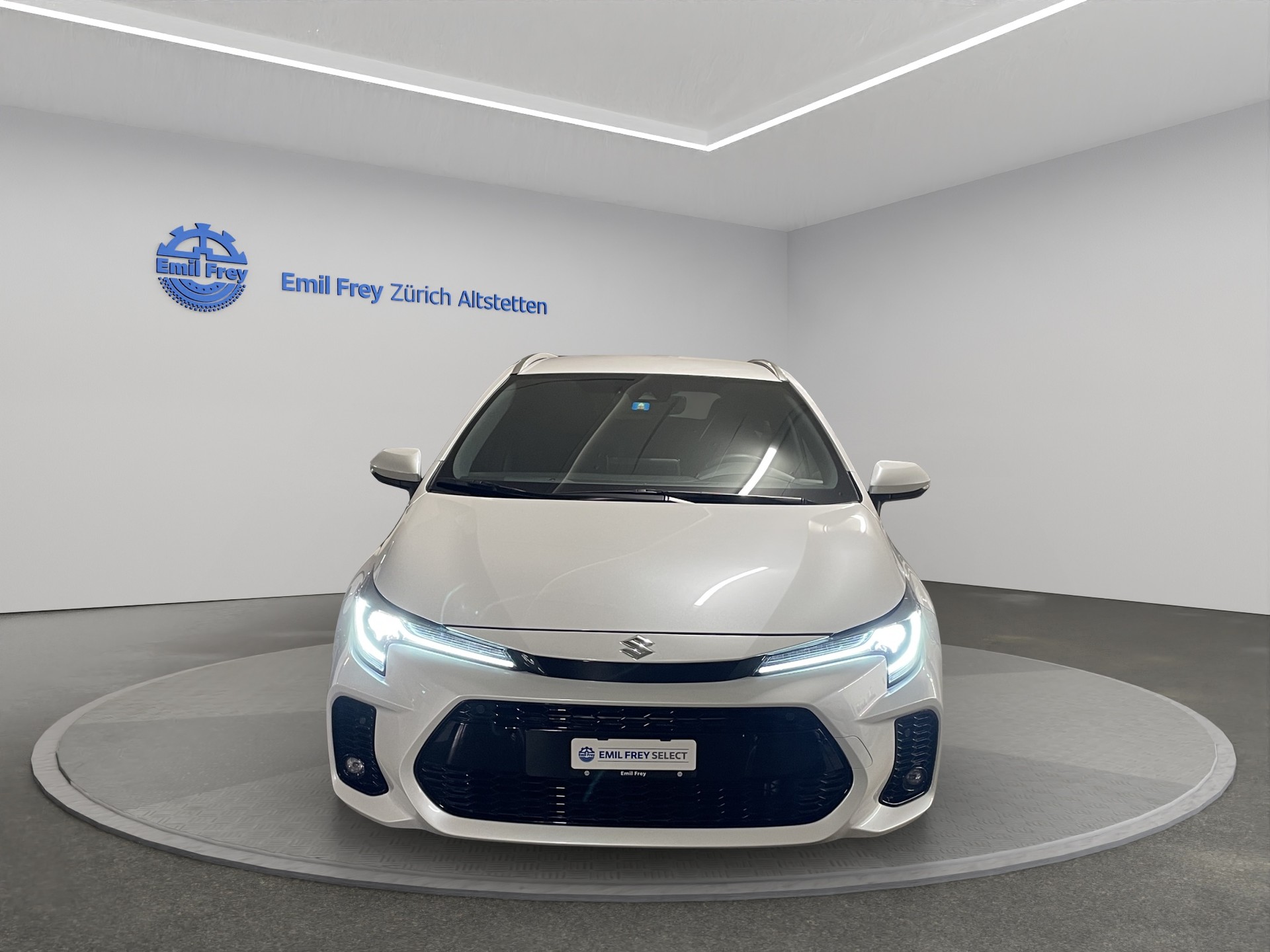 SUZUKI Swace 1.8 Compact+ Hybrid-image-4