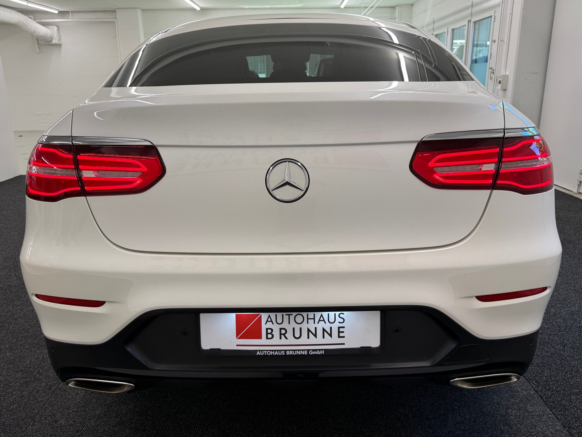 MERCEDES-BENZ GLC Coupé 250 AMG Line 4Matic 9G-Tronic-image-7