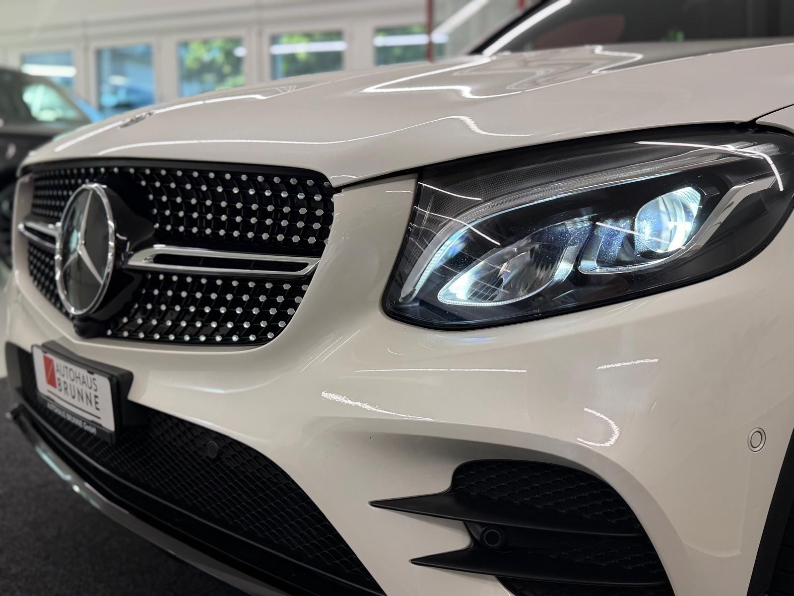 MERCEDES-BENZ GLC Coupé 250 AMG Line 4Matic 9G-Tronic-image-13