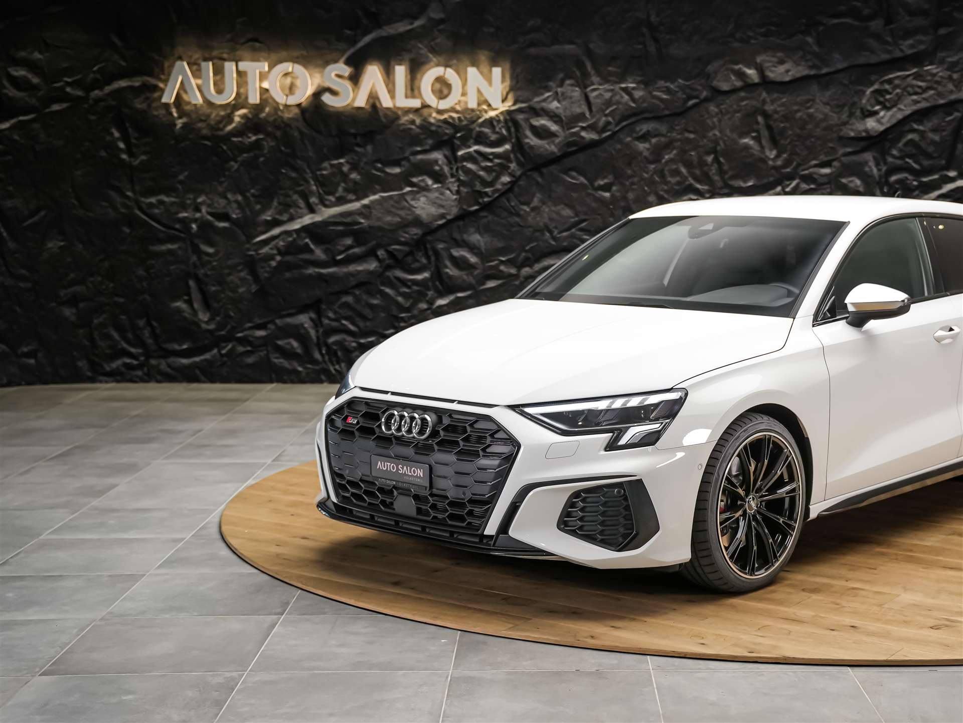 AUDI S3 Sportback 2.0 TFSI quattro S-tronic *19" Felgen*Abstandsregler*Sitzheizung*-image-14