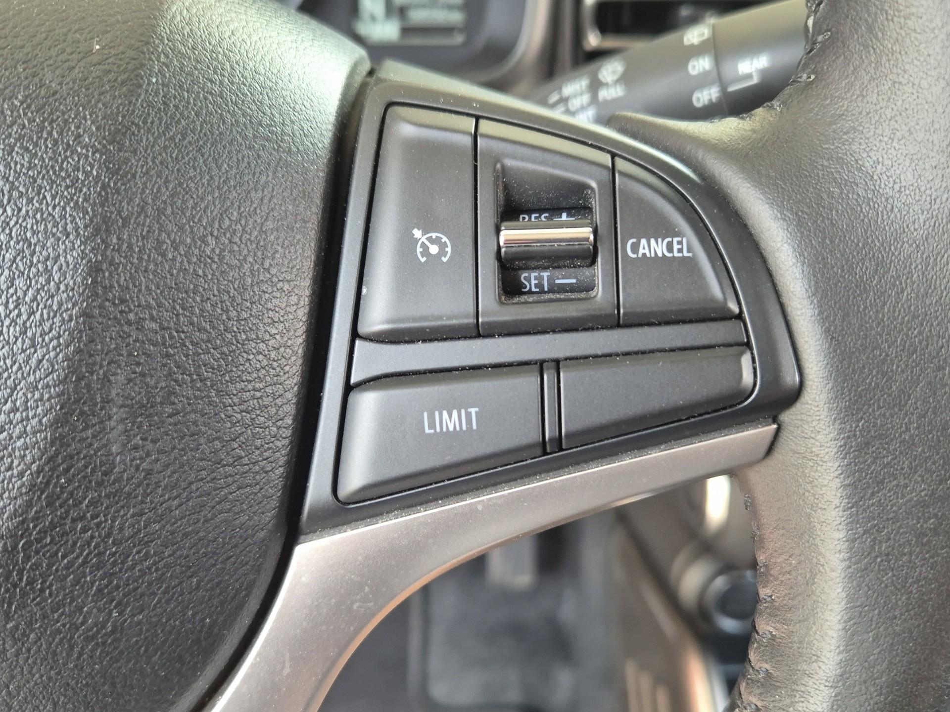SUZUKI Ignis 1.2i Compact Top AGS-image-14