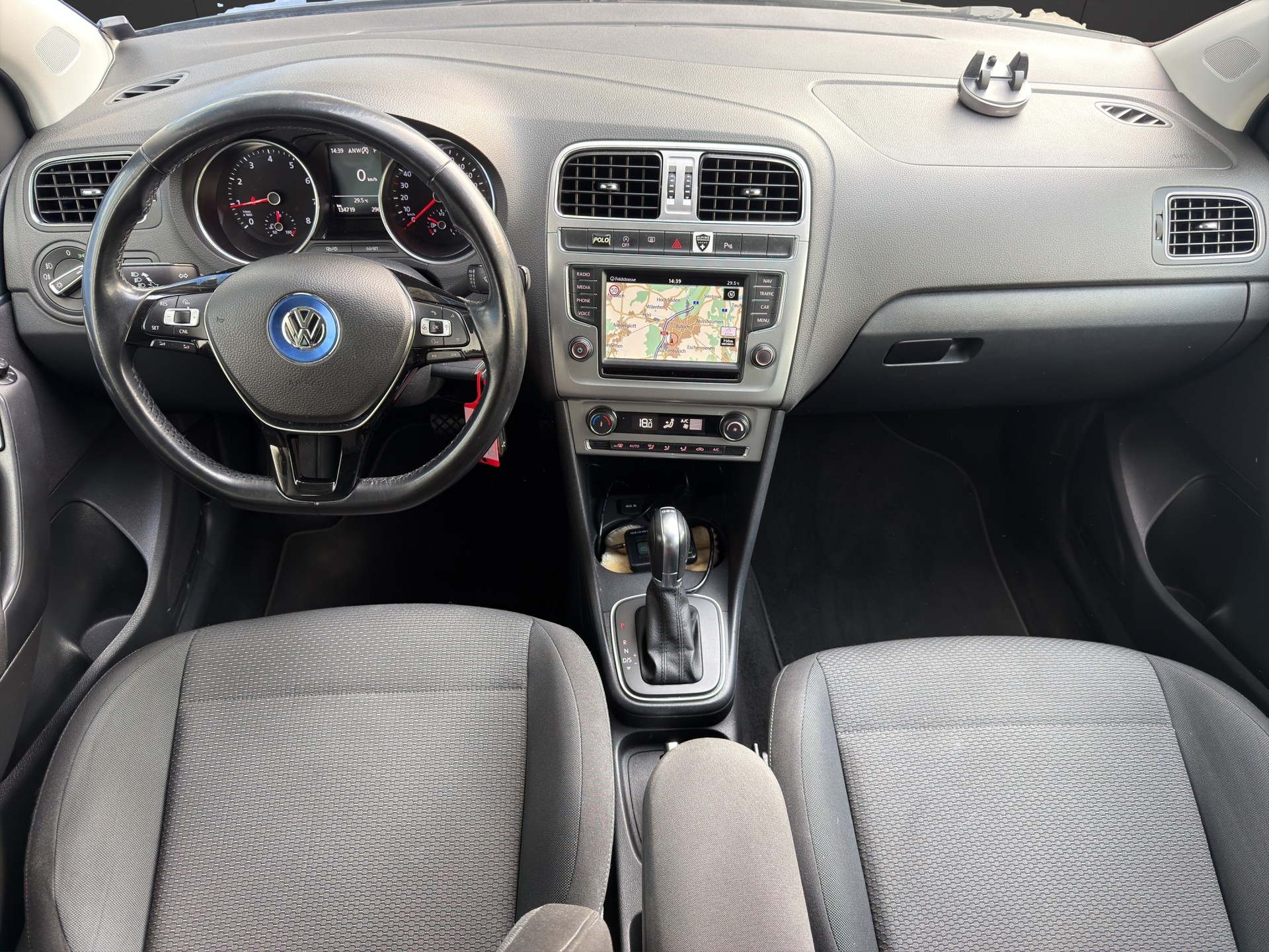 VW Polo 1.2 TSI BMT 110PS DSG MFK&Garantie-image-8
