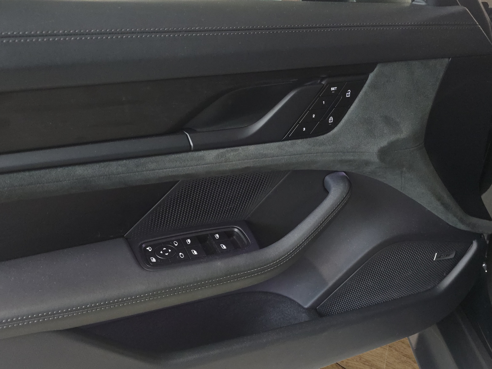 PORSCHE Taycan GTS 5 Plätzer CH-Fahrzeug-image-16