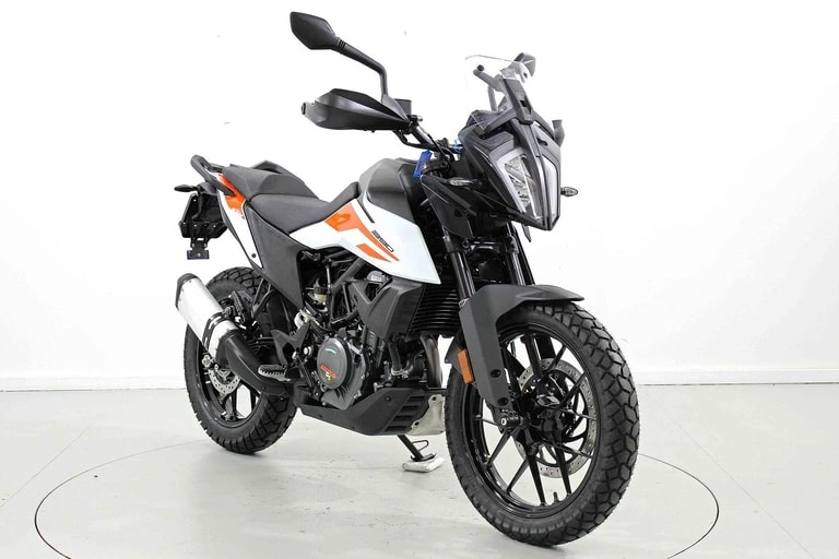 KTM 390 Adventure ABS-showroom-element-1