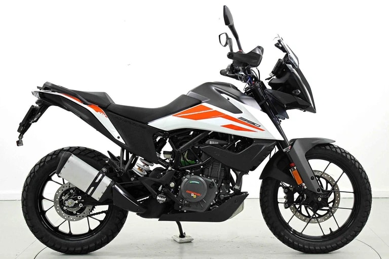 KTM 390 Adventure ABS-showroom-element-3