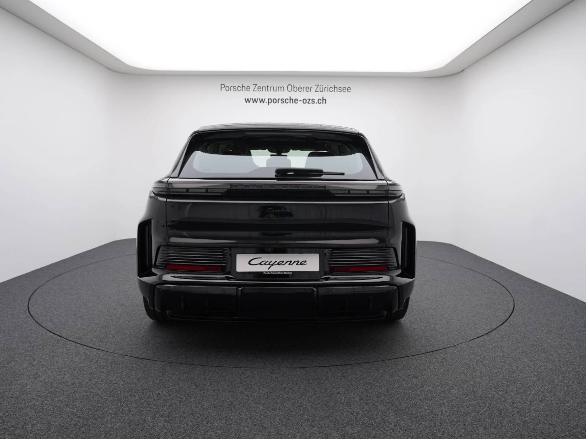 PORSCHE Cayenne Turbo Electric-image-5