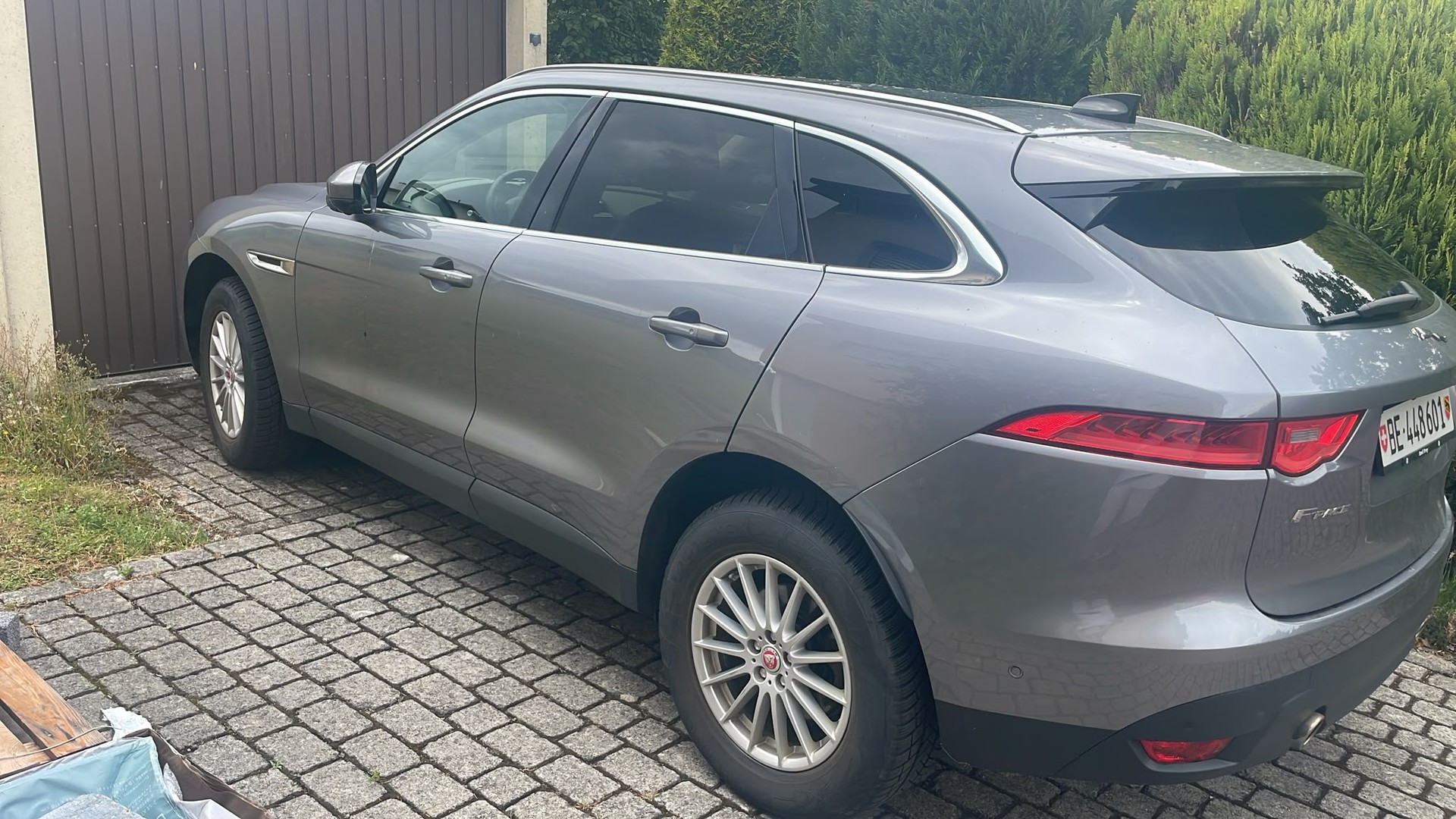 JAGUAR F-Pace 3.0 TD S AWD Automatik-image-1