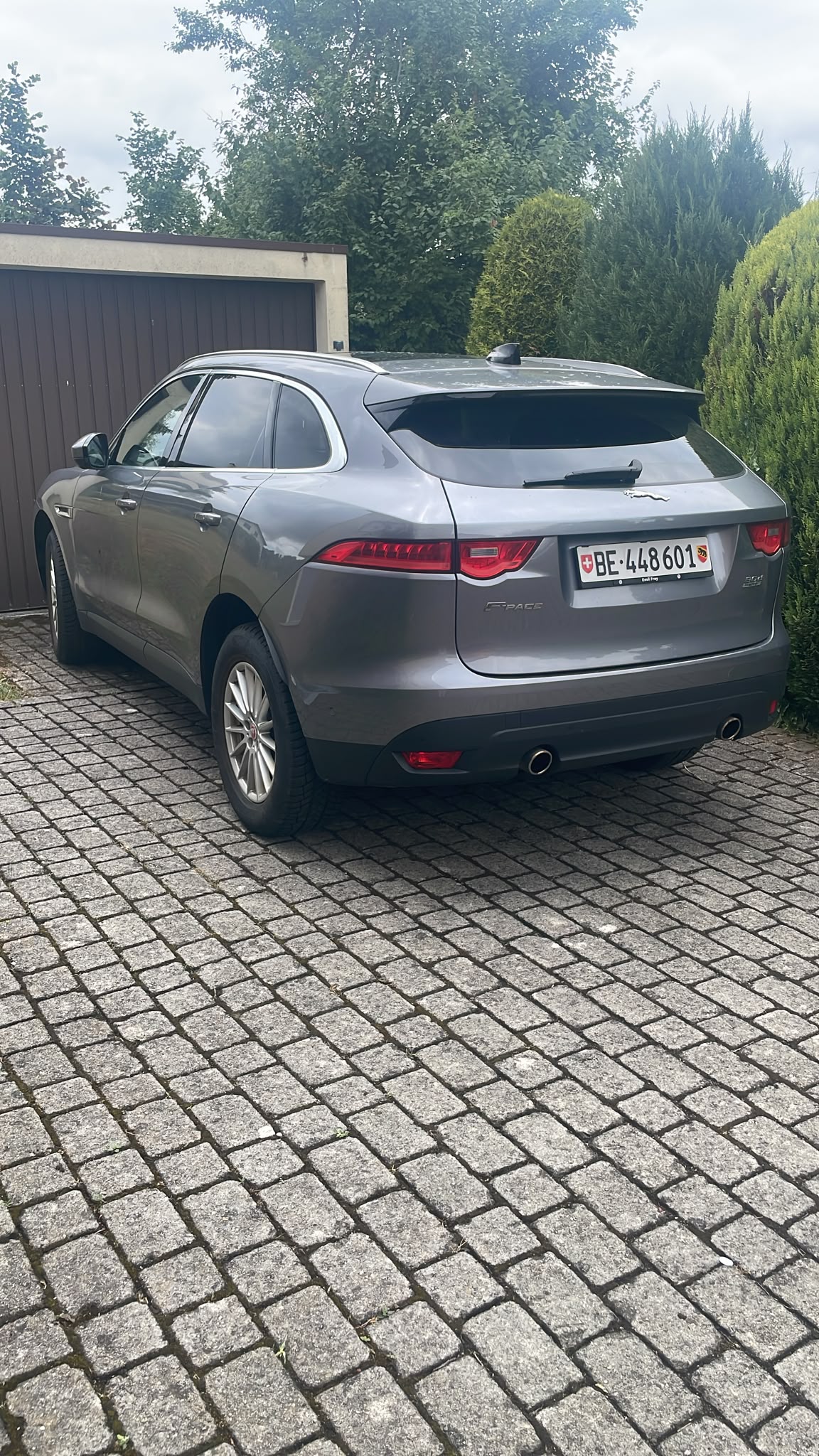 JAGUAR F-Pace 3.0 TD S AWD Automatik-image-5