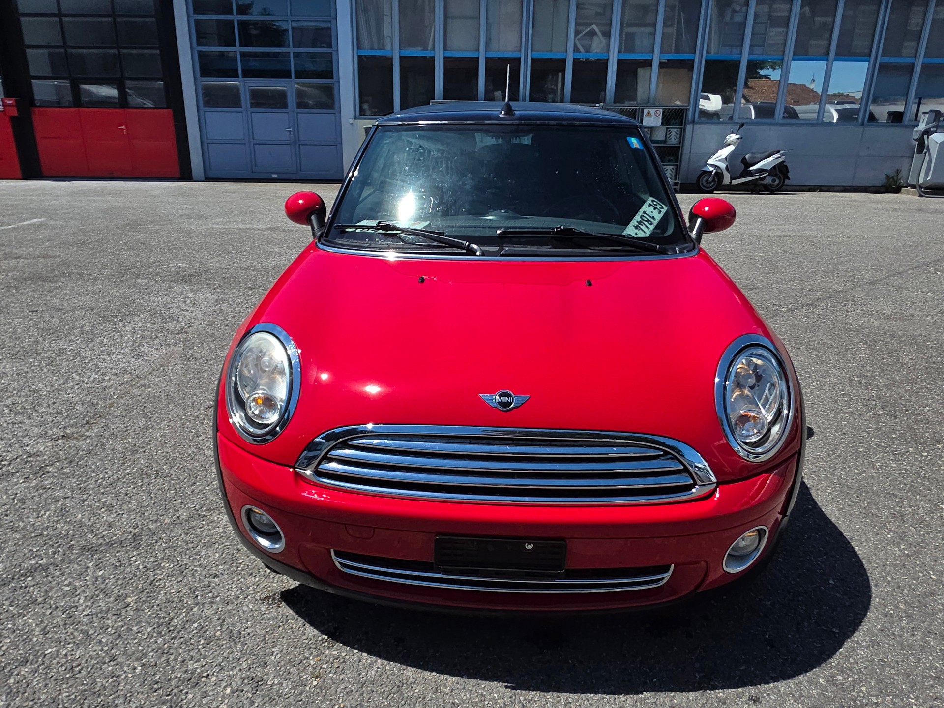 MINI Cooper Cabriolet-image-0
