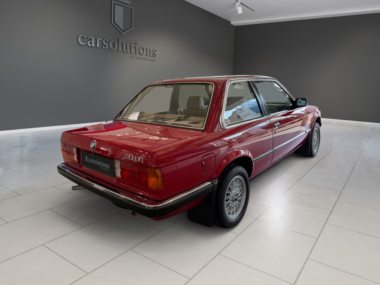 BMW 318i-image-3