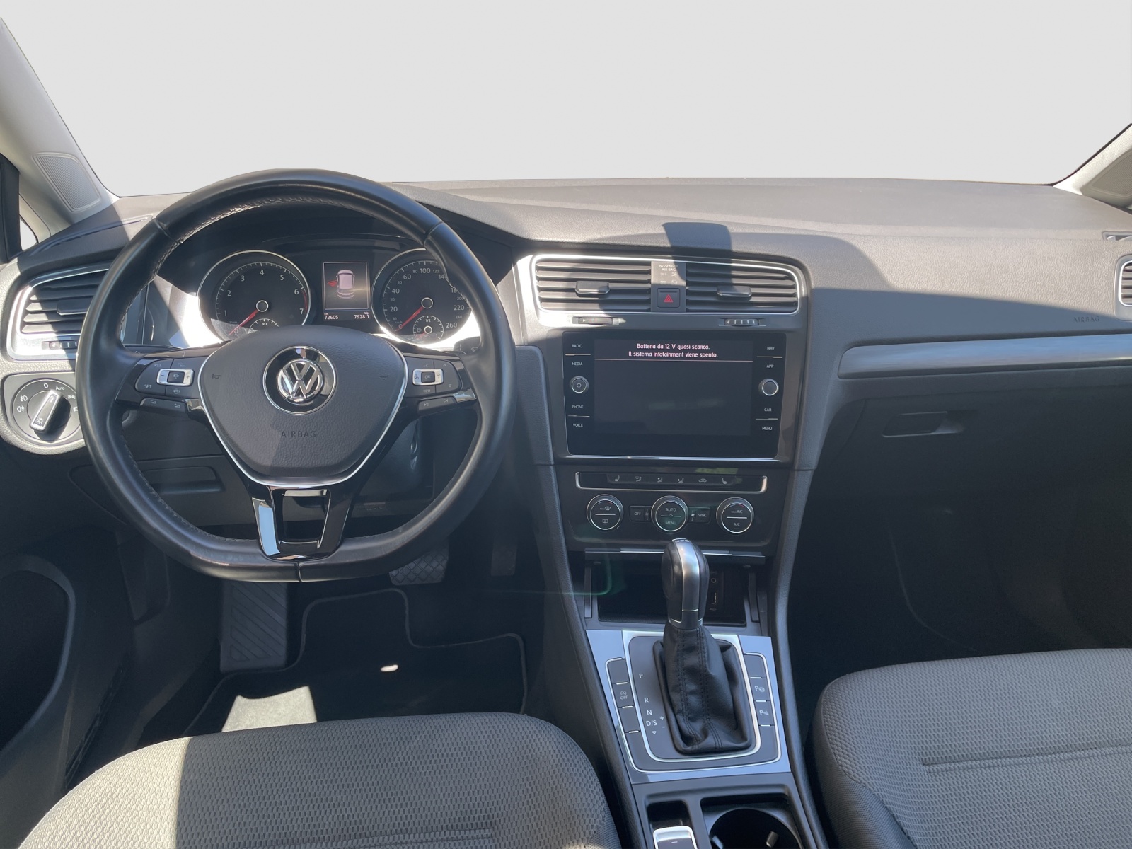 VW Golf 1.0 TSI Comfortline DSG-image-8