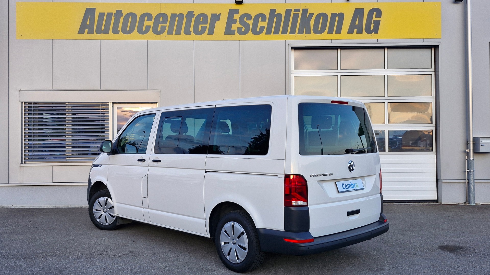 VW T6.1 Kombi 3000 2.0 TDI 150-image-2