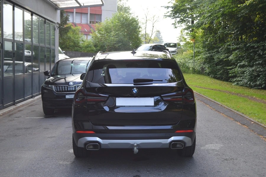BMW X3 xDrive 20i I Anhängerkupplung-image-13