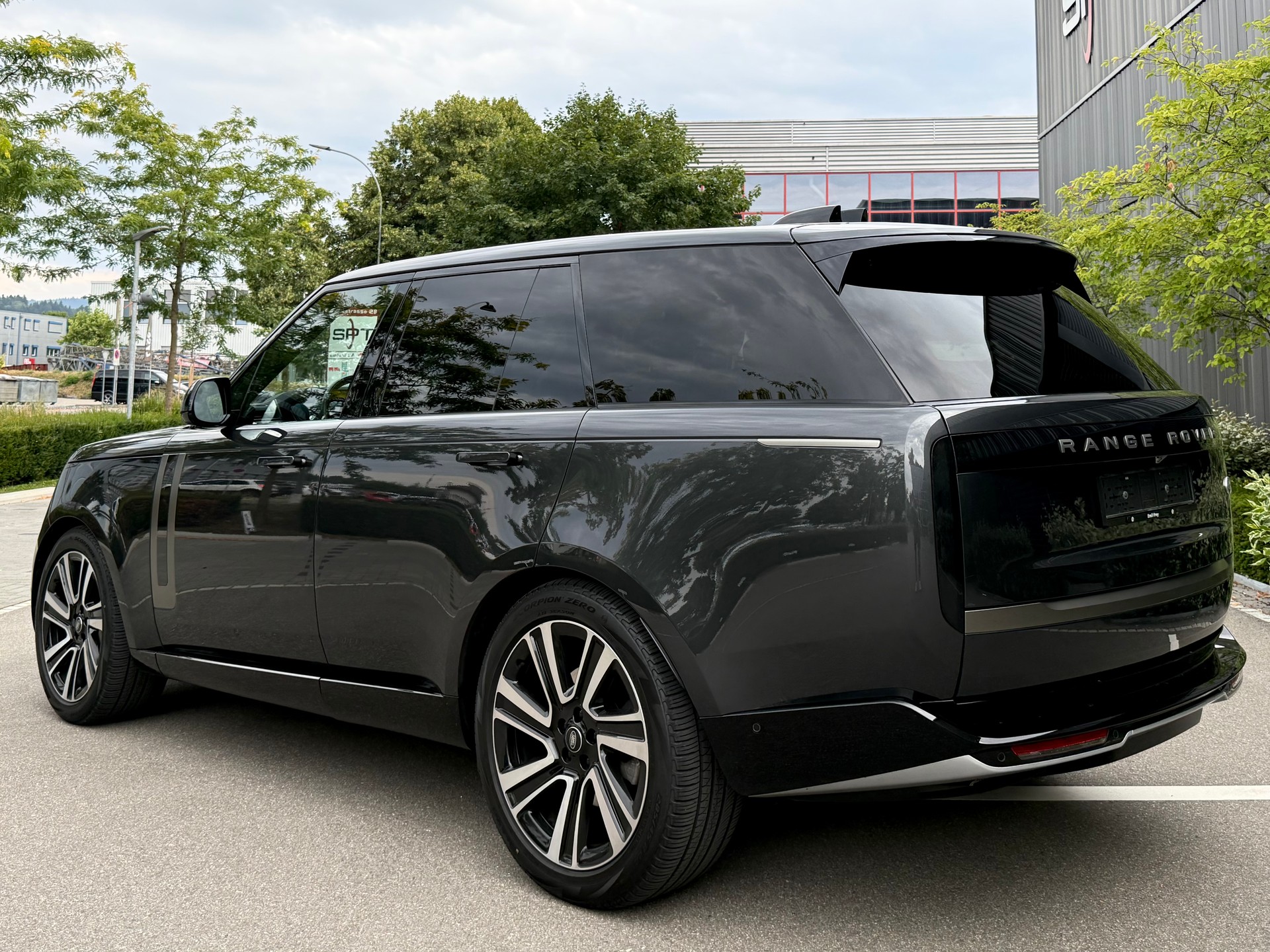 LAND ROVER Range Rover D300 3.0D I6 MHEV SE Automatic-image-6