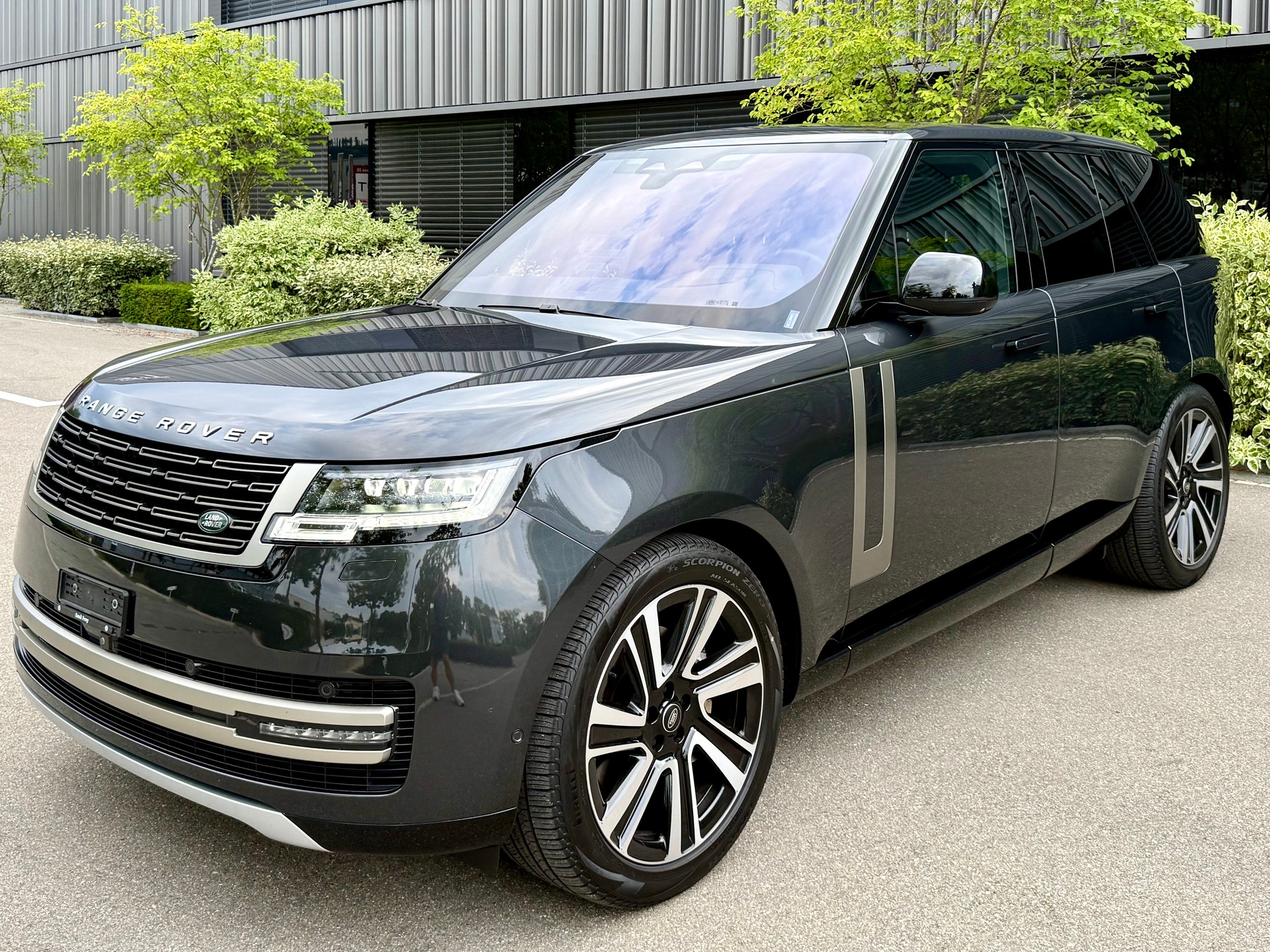 LAND ROVER Range Rover D300 3.0D I6 MHEV SE Automatic-image-4