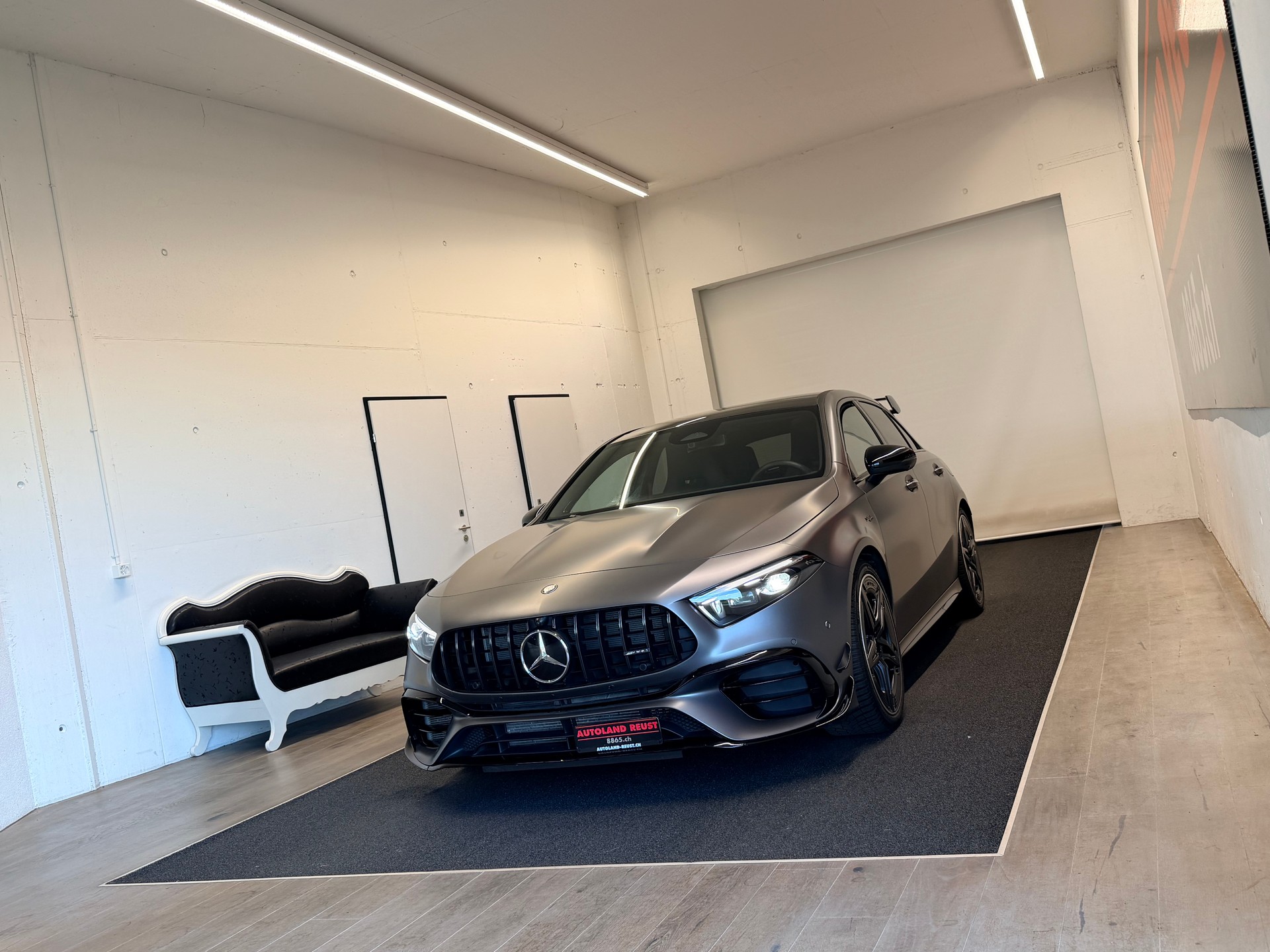 MERCEDES-BENZ A AMG 45 S 4Matic+ 8G-DCT-image-2