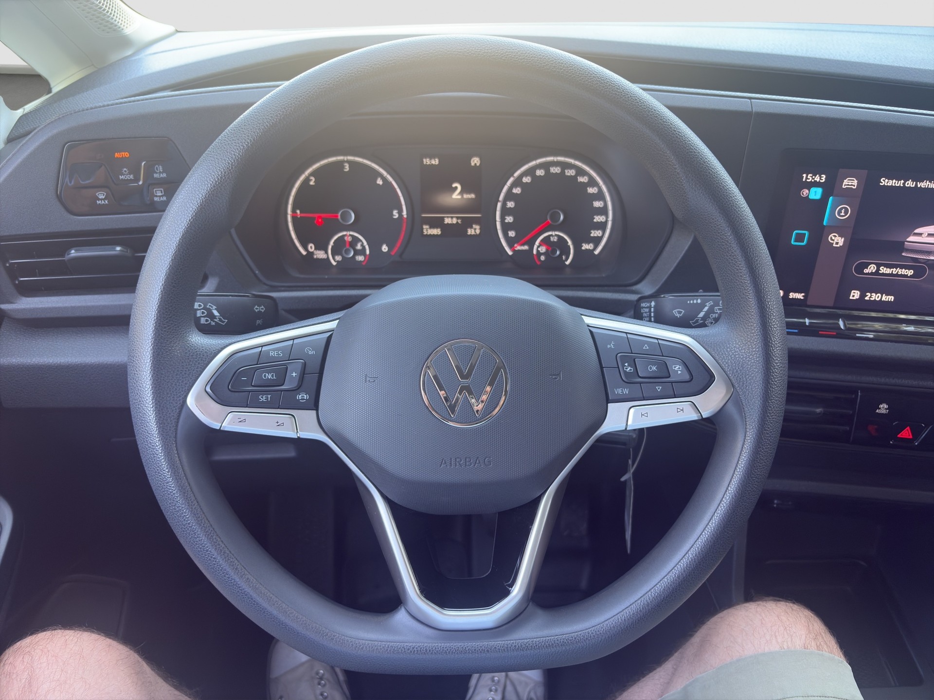 VW Caddy Kombi 2.0 TDI-image-14