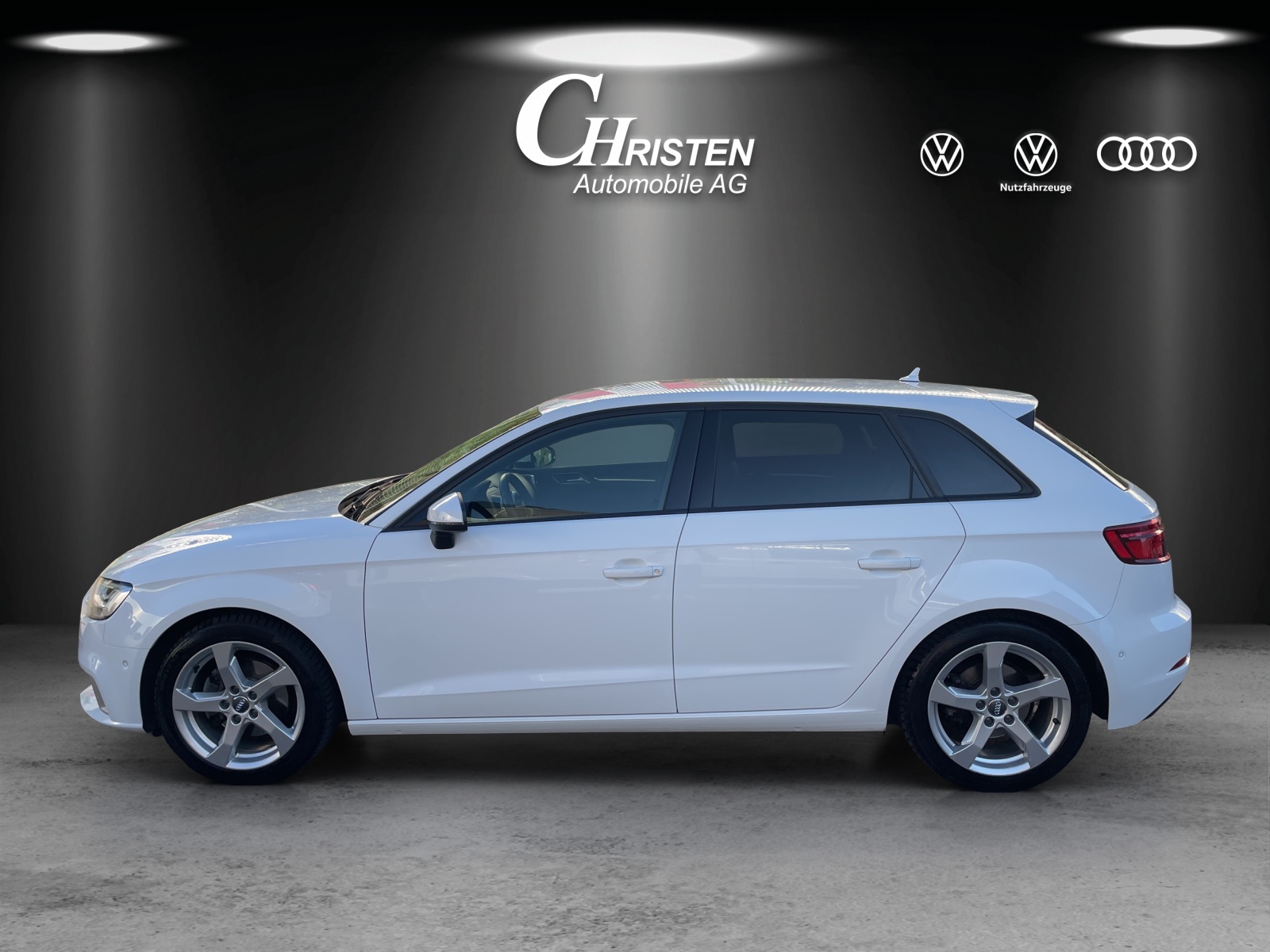 AUDI A3 Sportback 1.5 TFSI S-tronic Sport-image-1