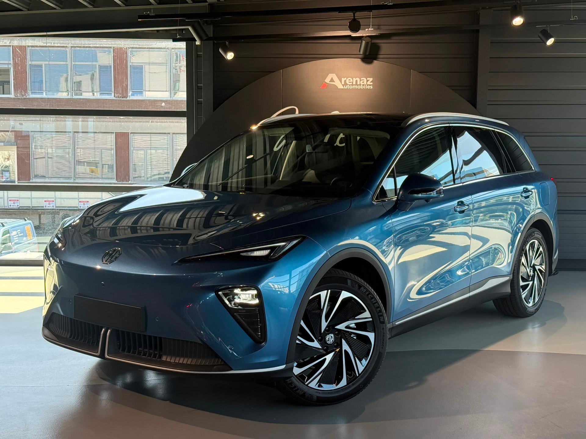 MG S6 EV 77kWh Luxury AWD-image-0
