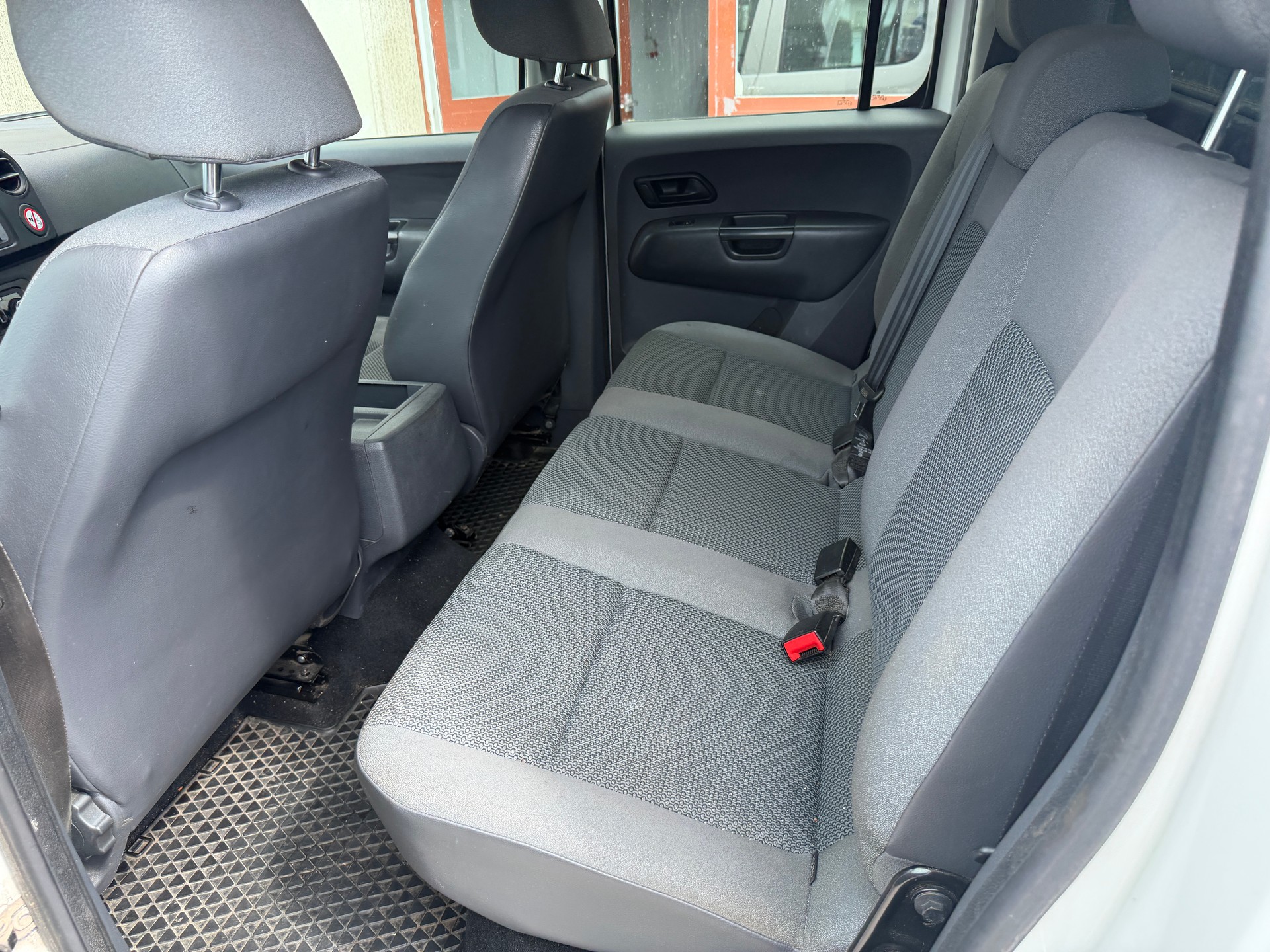 VW Amarok 2.0 TDI Startline 4Motion-image-10