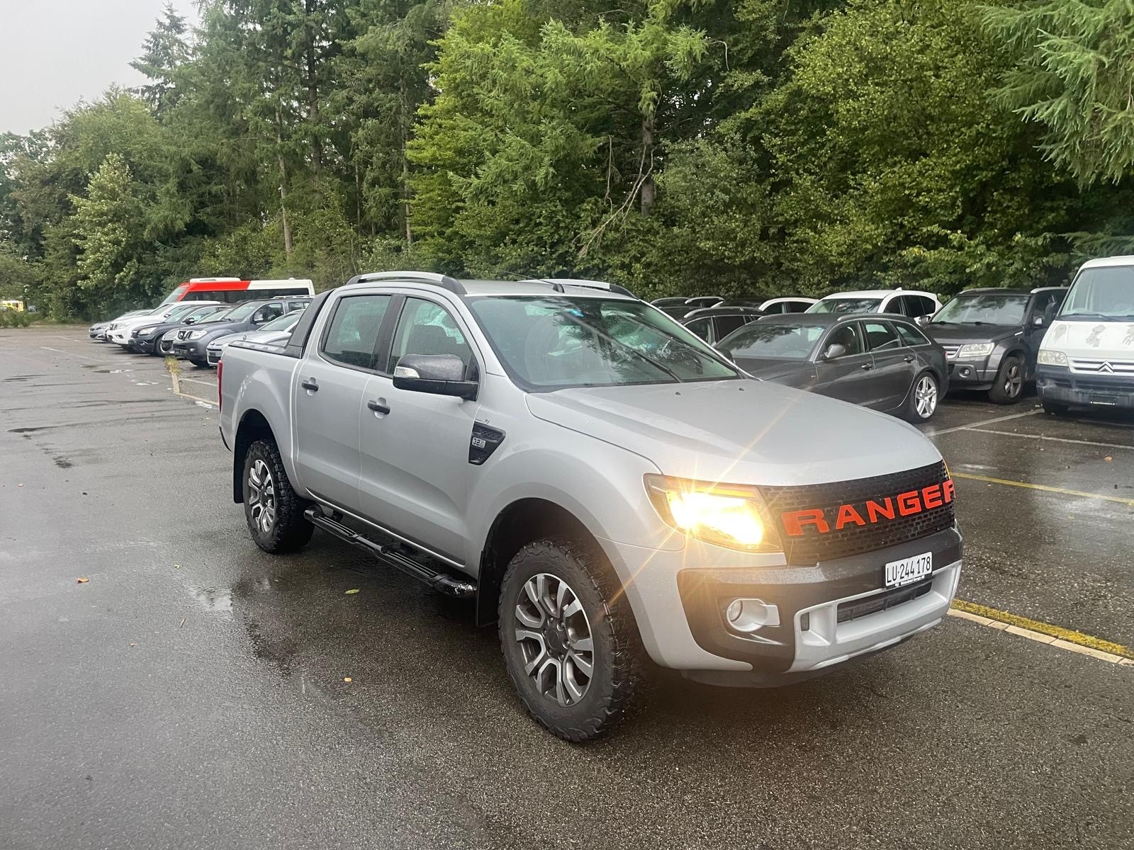 FORD Ranger Wildtrak 3.2 TDCi 4x4 A-image-2