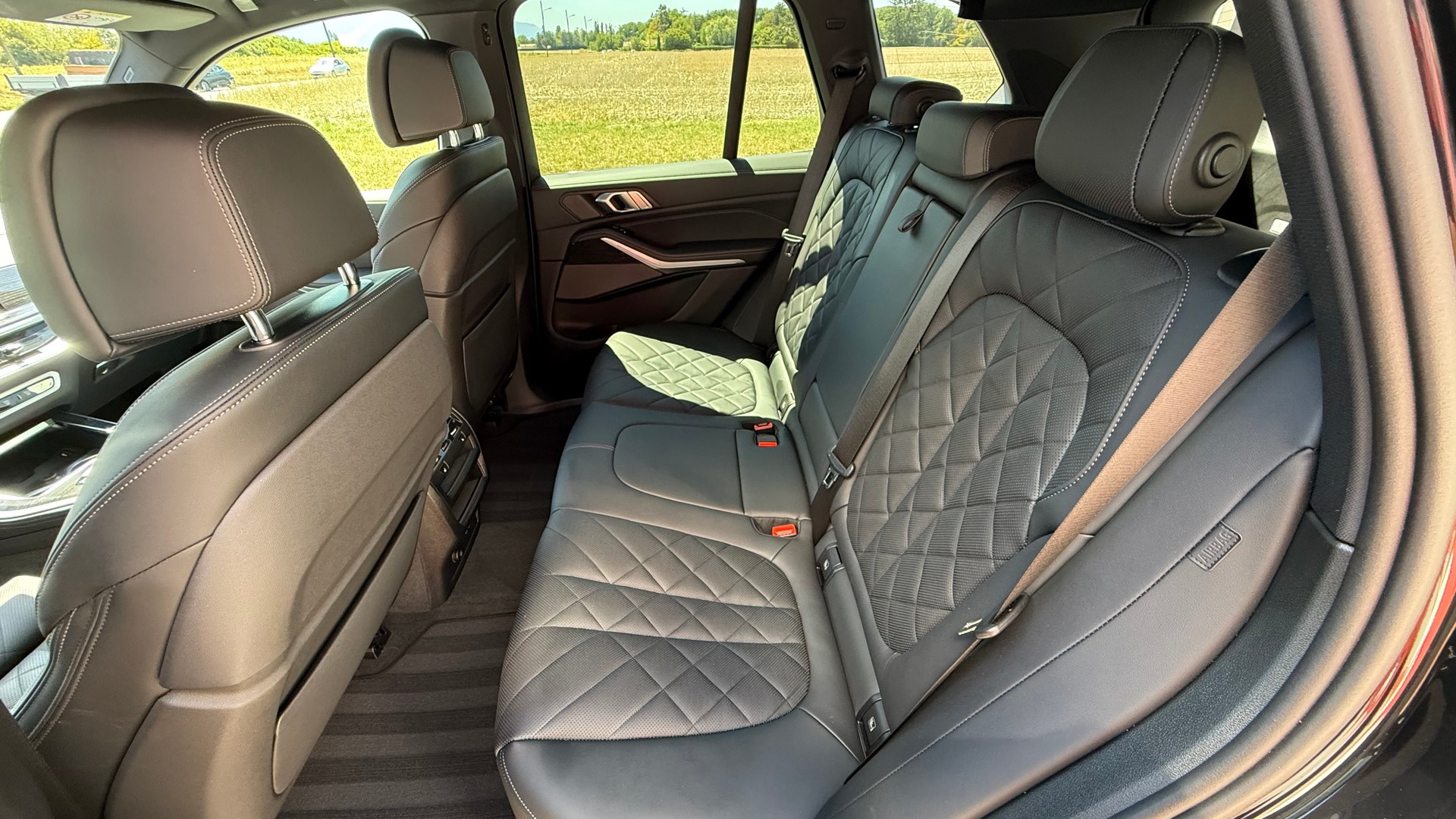 BMW X5 xDrive 50e M Sport Pro Steptronic-image-13