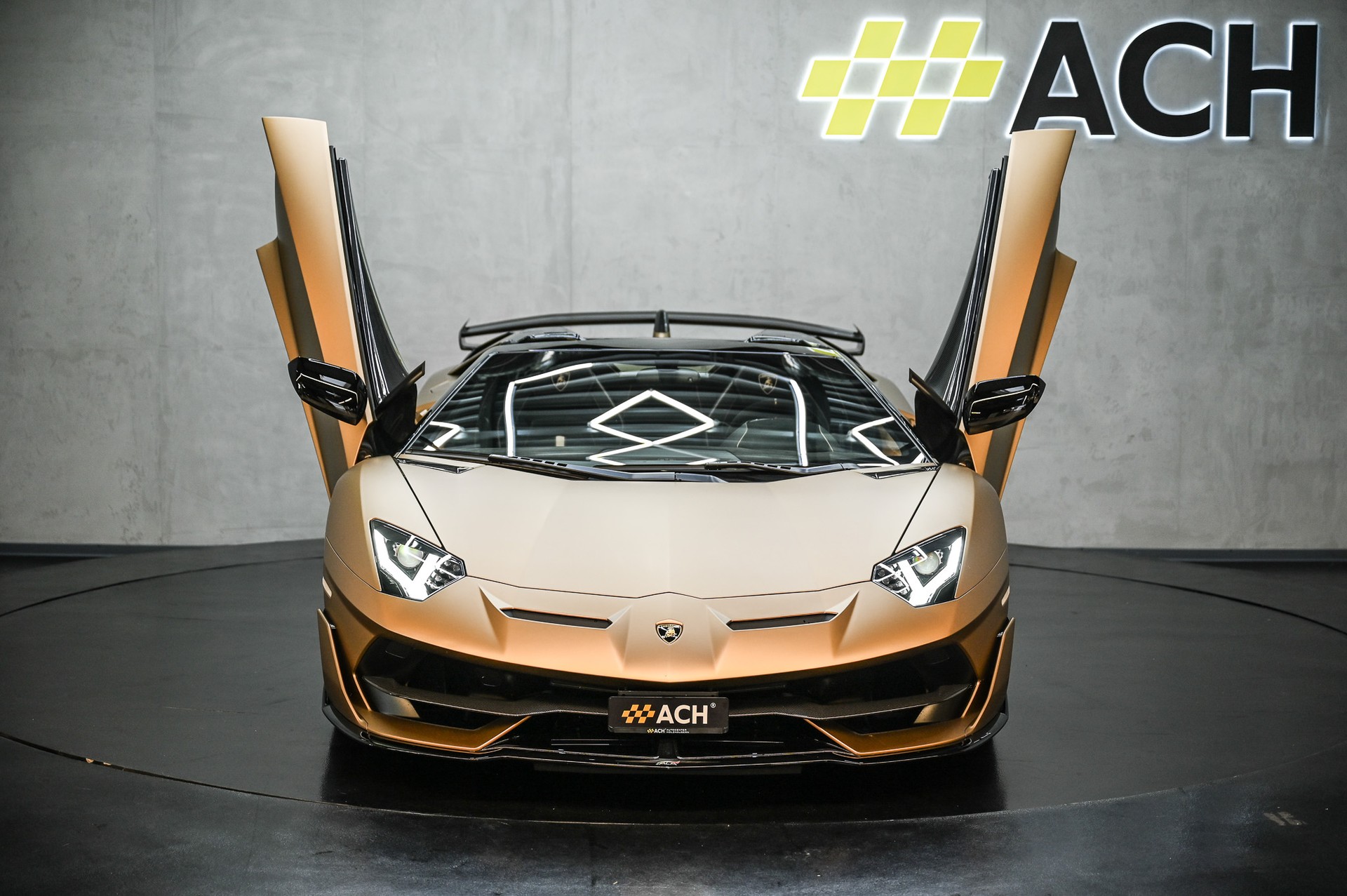 LAMBORGHINI Aventador SVJ Roadster 6.5 (1 of 800) Bronzo Zenas Matt-image-4