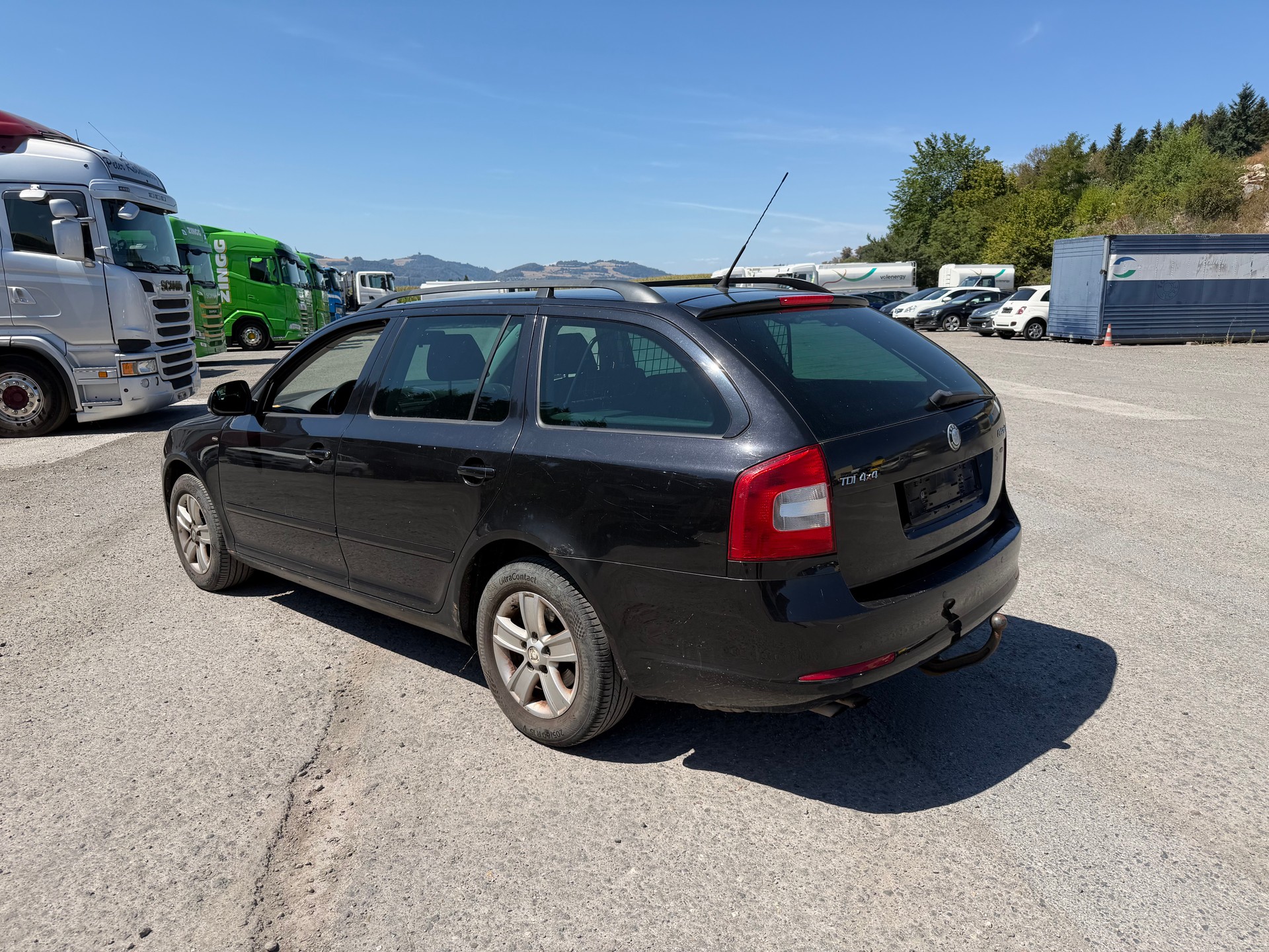 SKODA Octavia Combi 1.6 TDI Stöckli 4x4-image-3