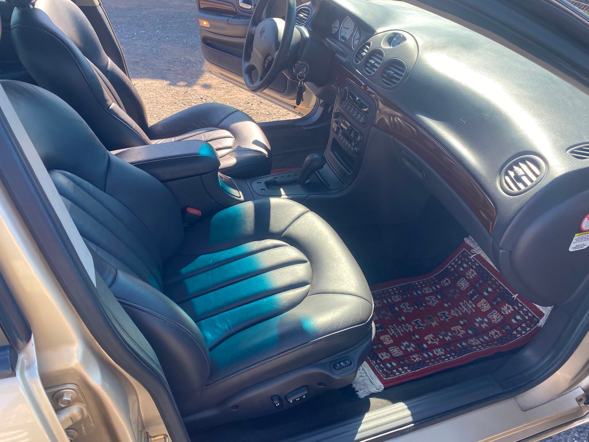 CHRYSLER 300M-image-8