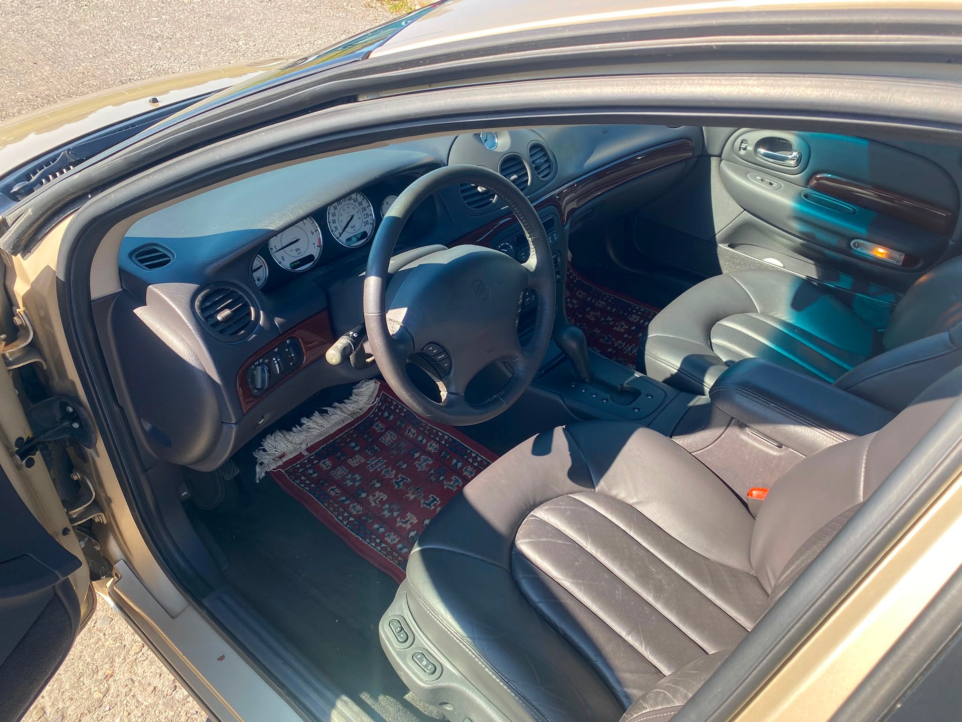 CHRYSLER 300M-image-10