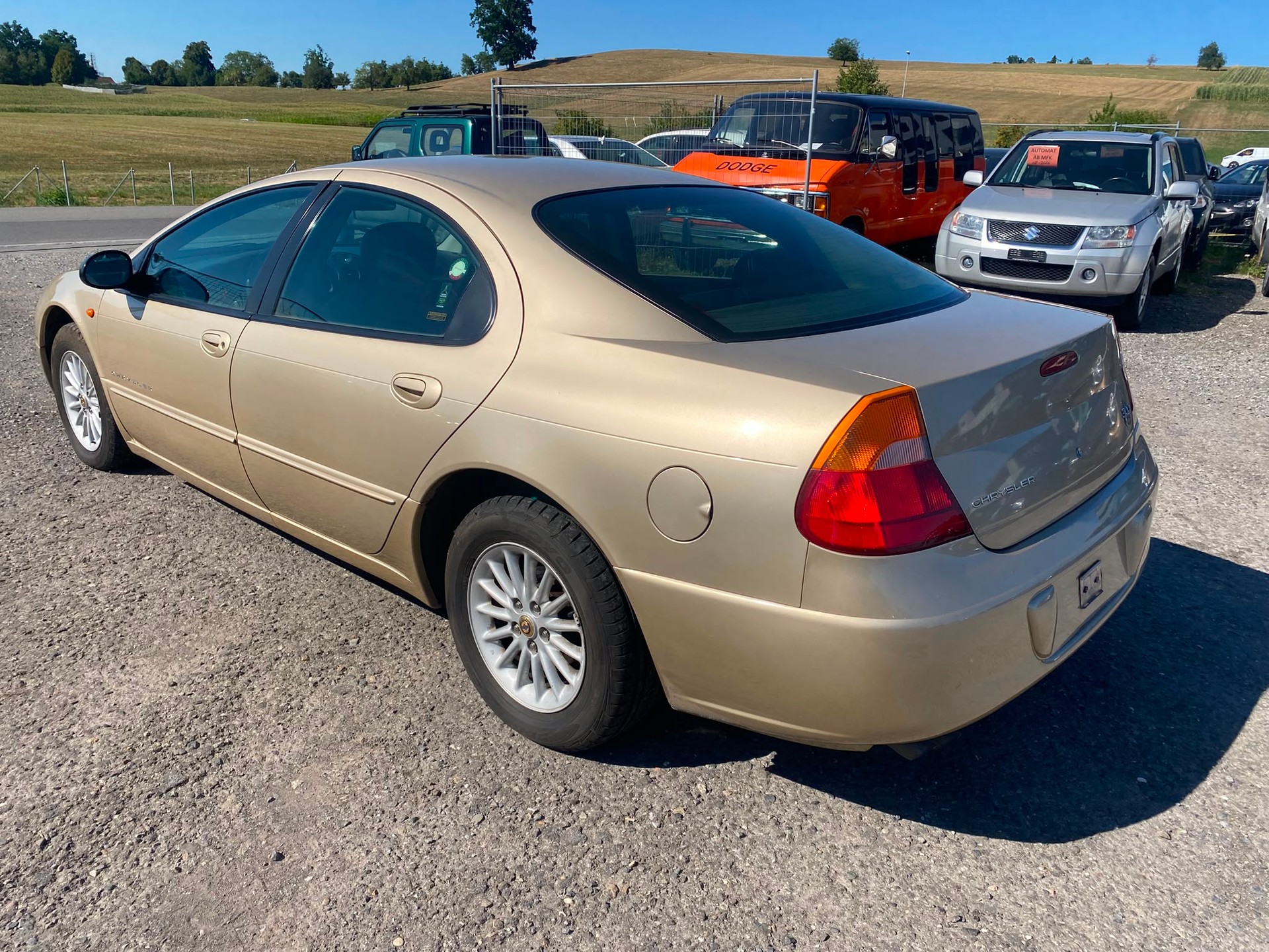 CHRYSLER 300M-image-3