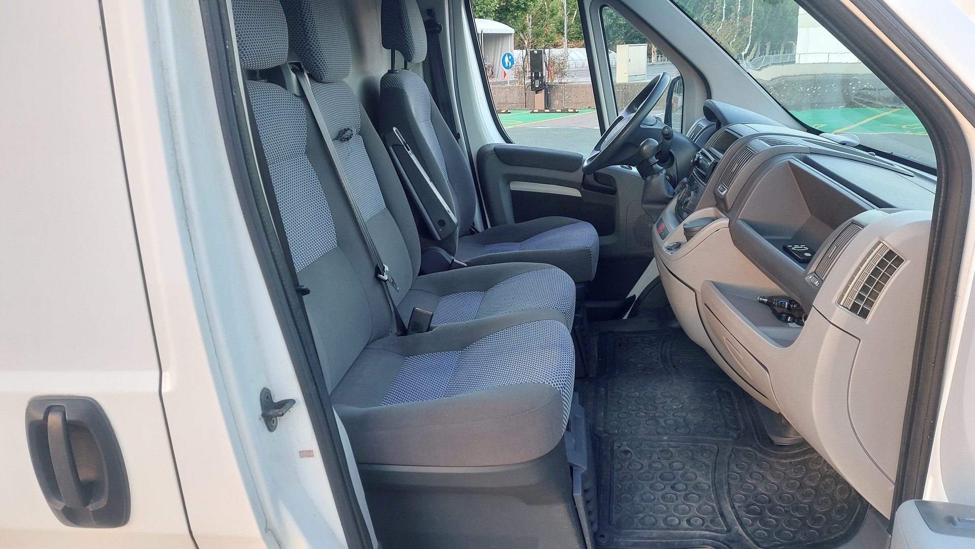 CITROEN Jumper 2.2 HDi 33 L3H2-image-10