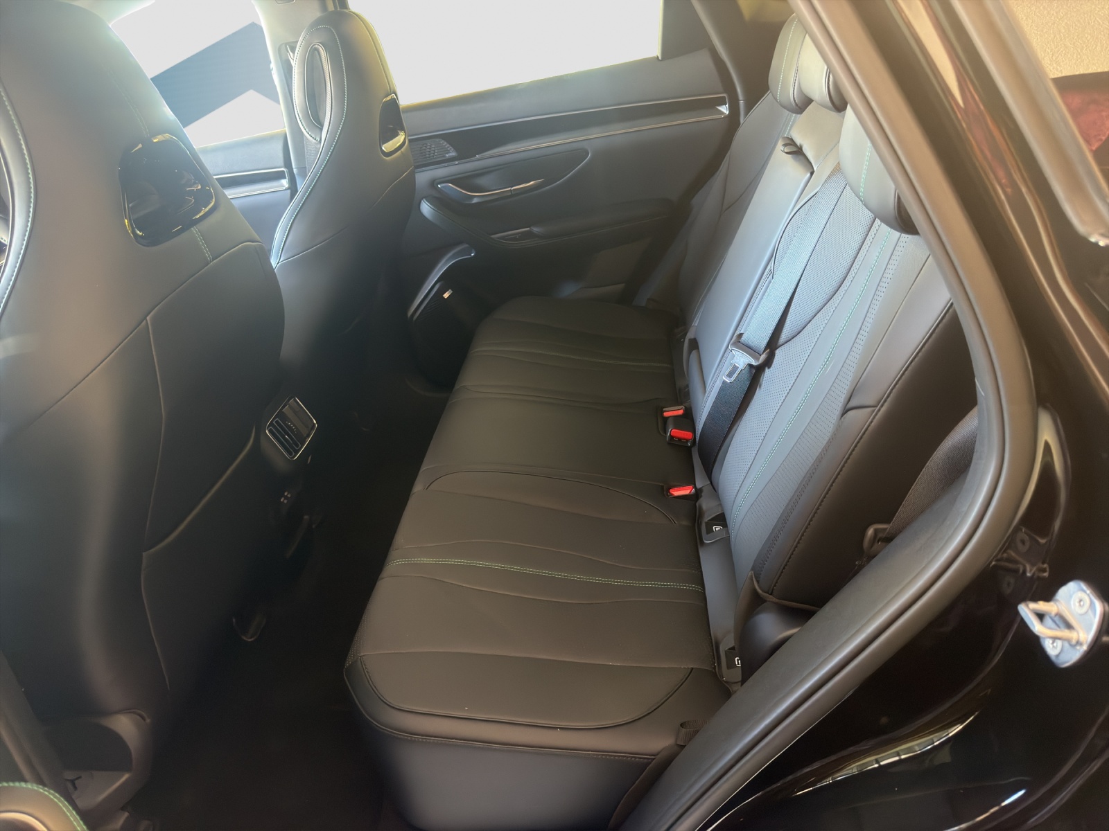 BYD Seal U DM-i Design AWD-image-7