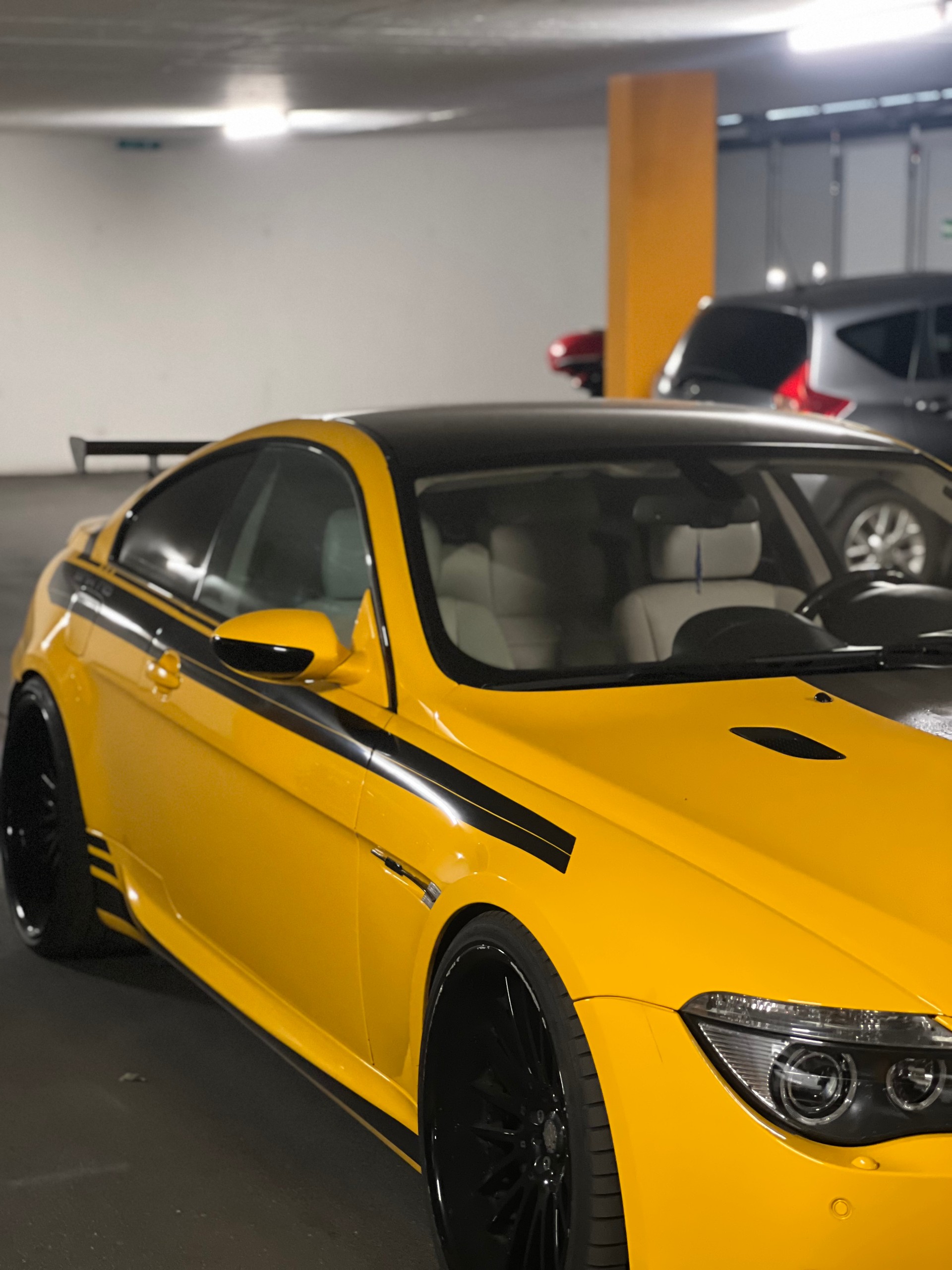 BMW M6-image-2