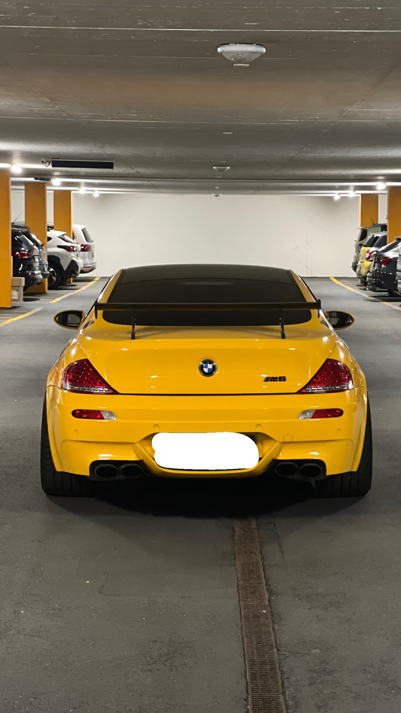 BMW M6-image-0