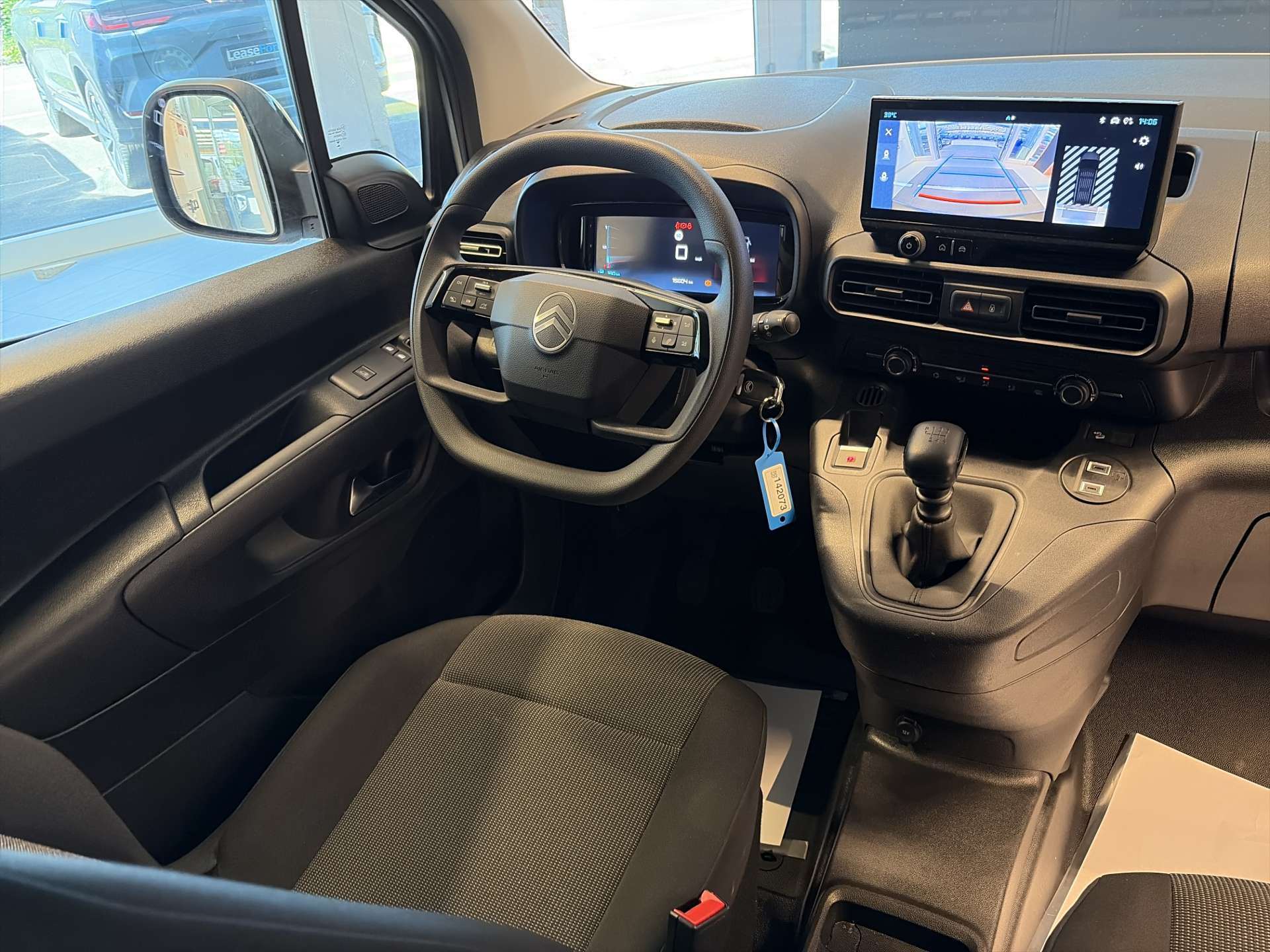 CITROEN Berlingo Van XL 1.5 Blue HDi 130-image-4